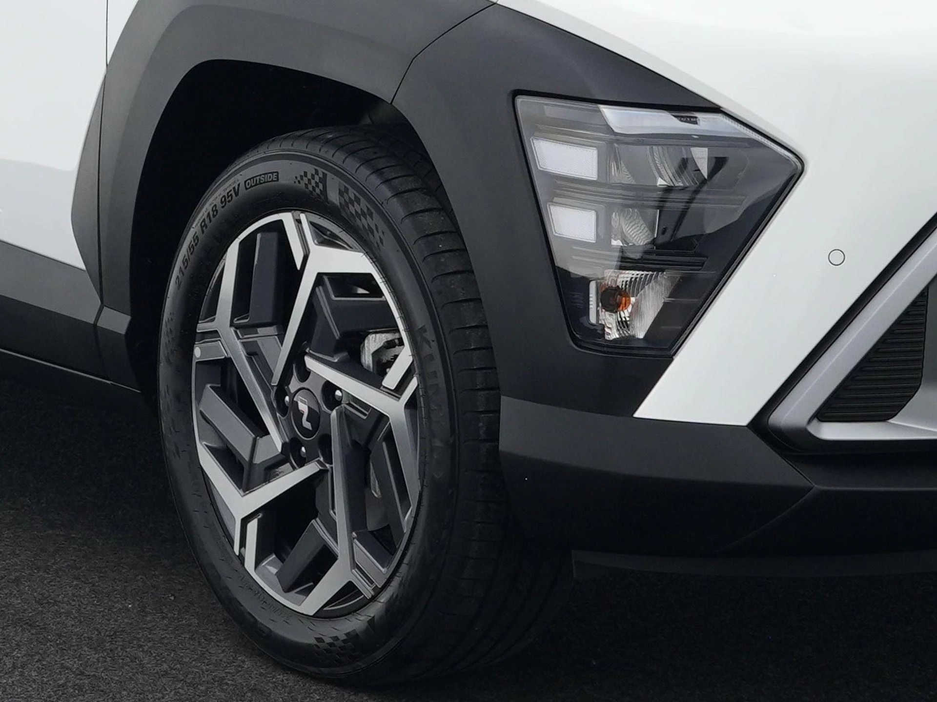 Hyundai-Kona-image-10