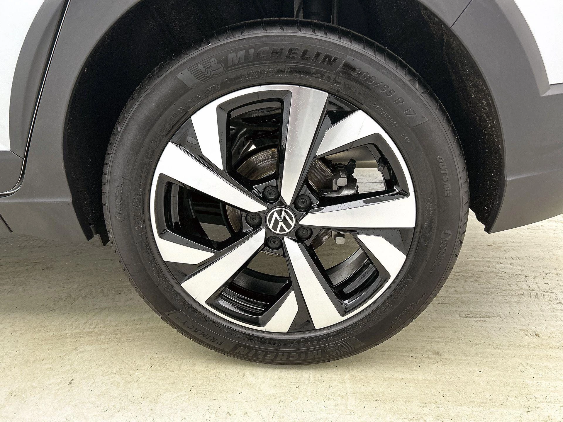 Volkswagen-Taigo-image-33