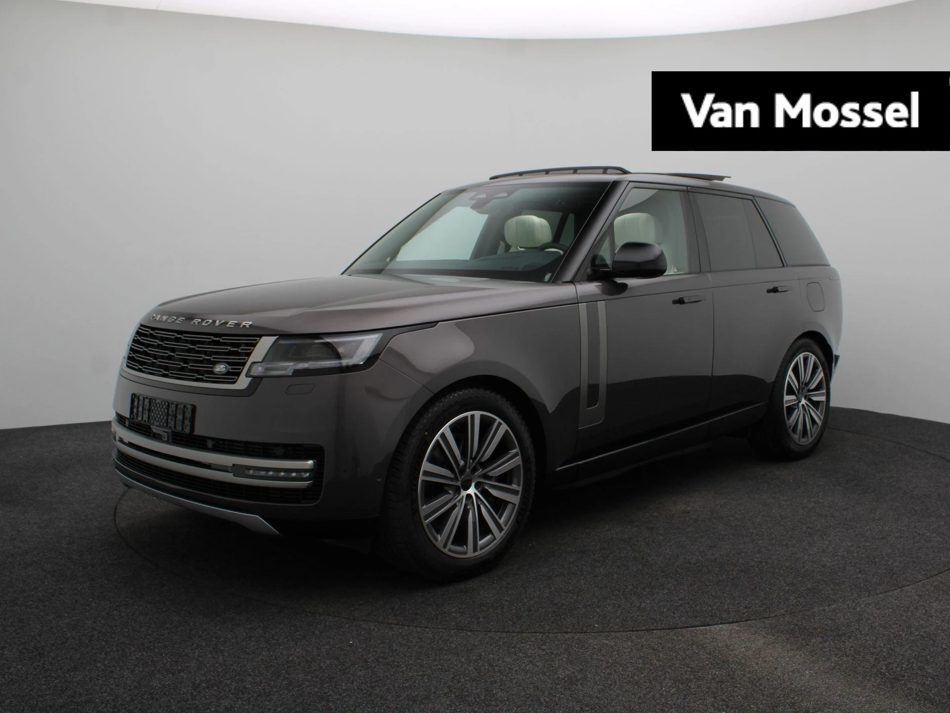 Land Rover-Range Rover-image-0