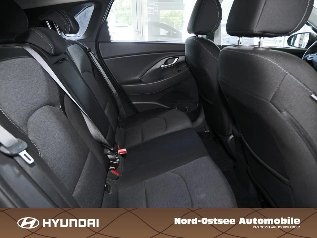 Hyundai i30 1.5 T-GDI TREND SHZ LHZ NAVI KAMERA LED Trend