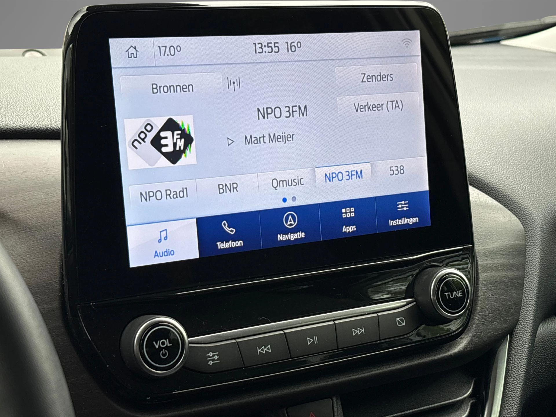 Ford Puma 1.0 EcoBoost Hybrid Titanium X