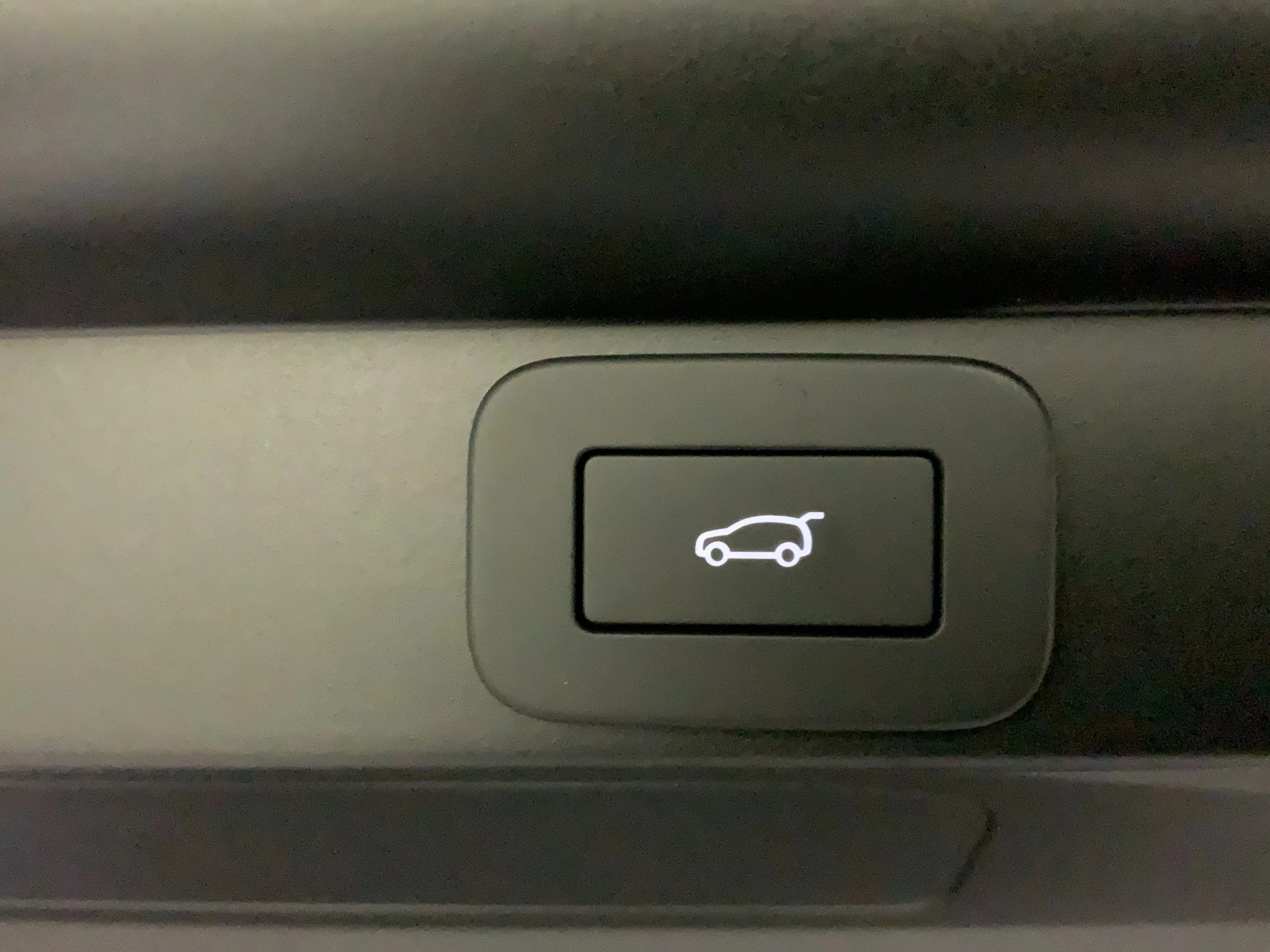 Land Rover-Range Rover-image-18