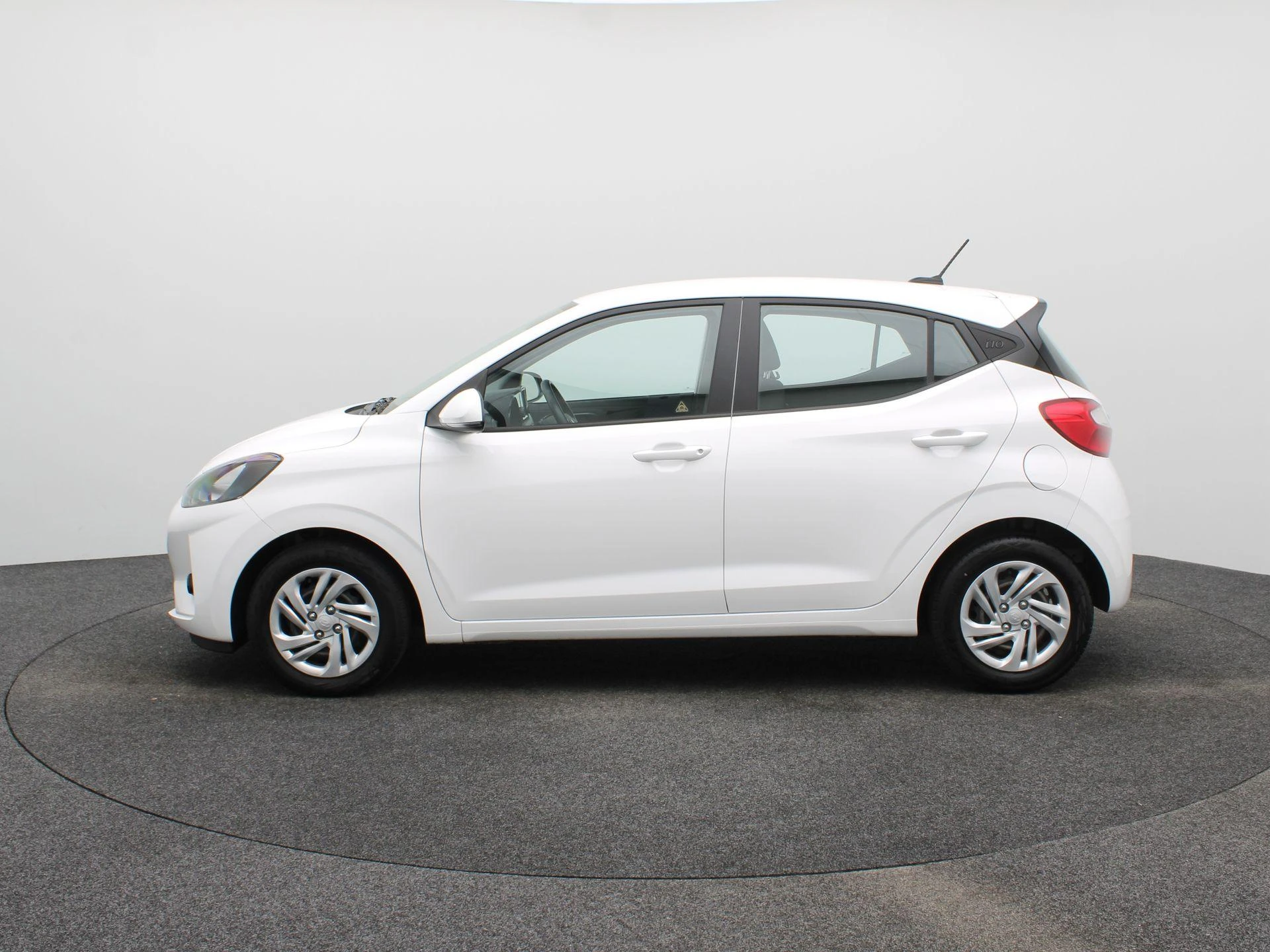 Hyundai-i10-image-4