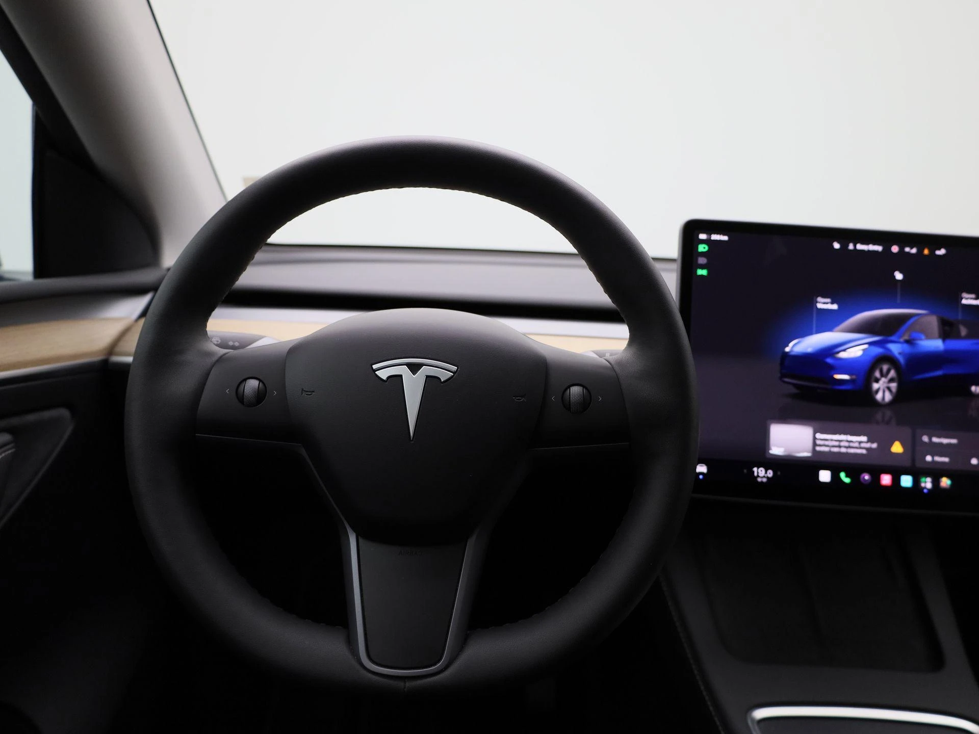 Tesla-Model Y-image-6
