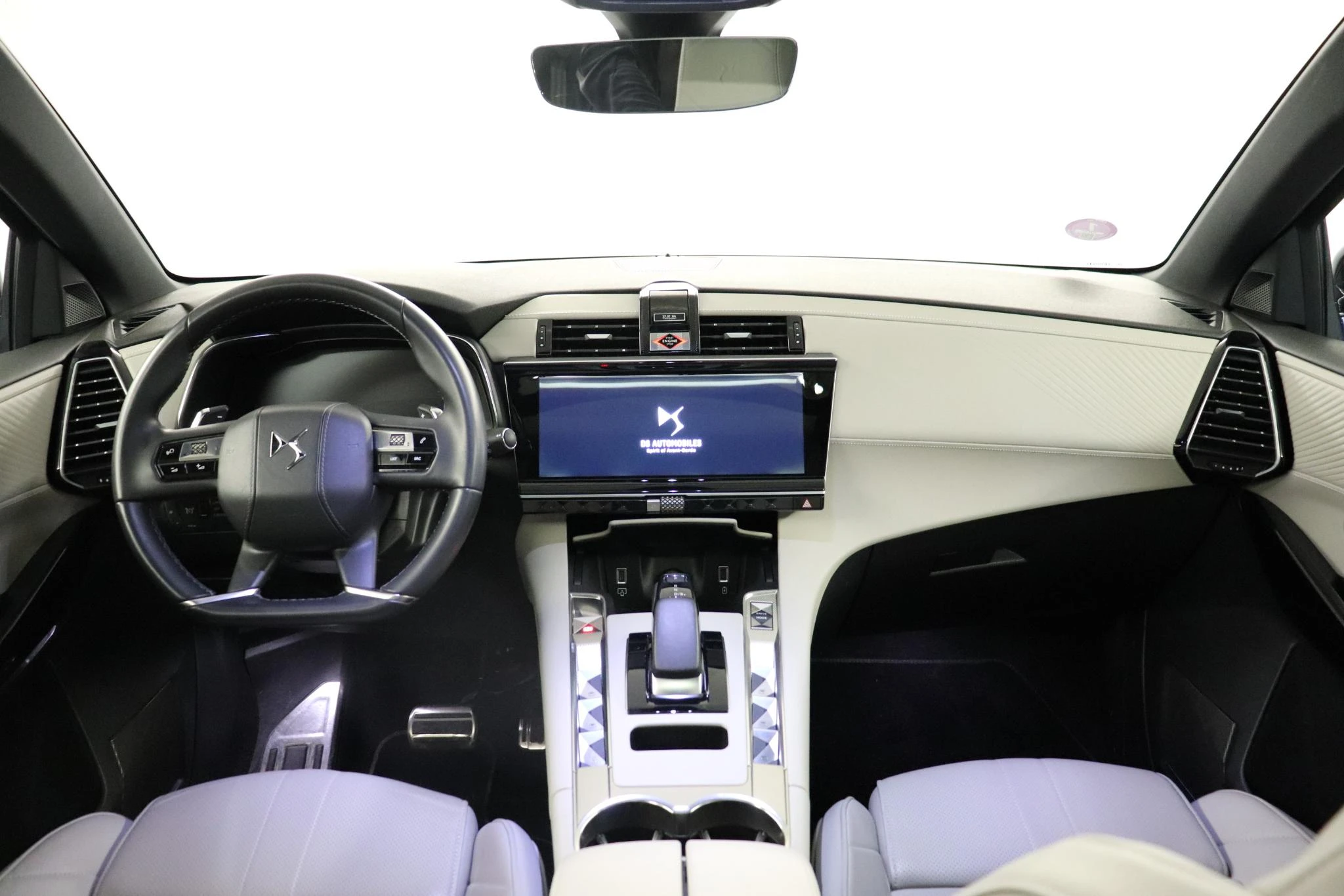 DS DS 7 E-Tense Opera
