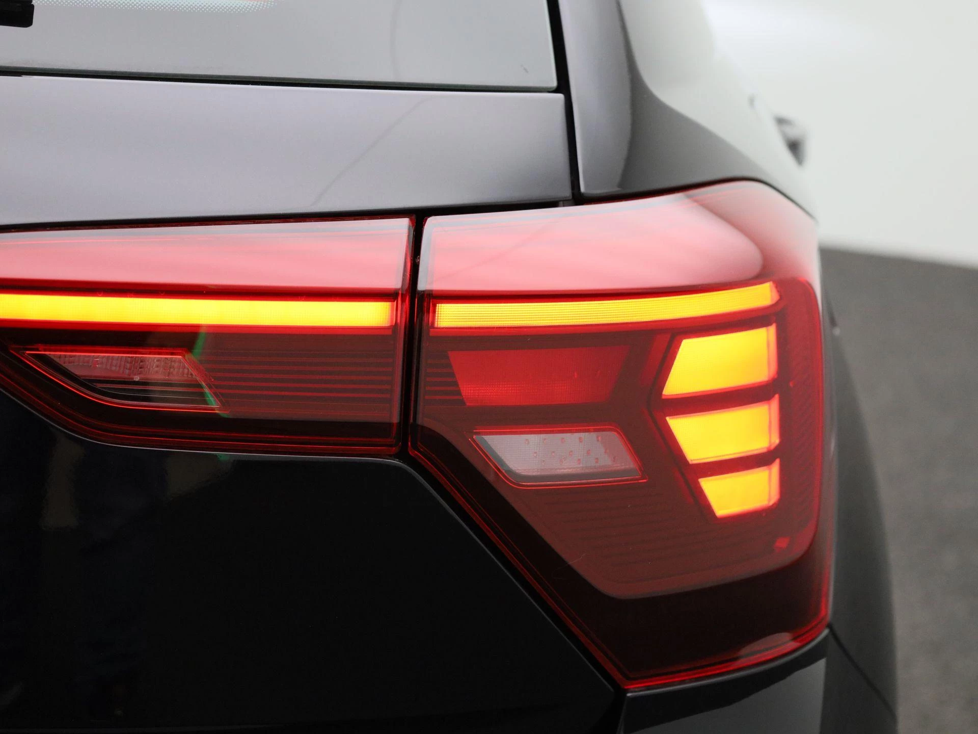 Volkswagen-Polo-image-33