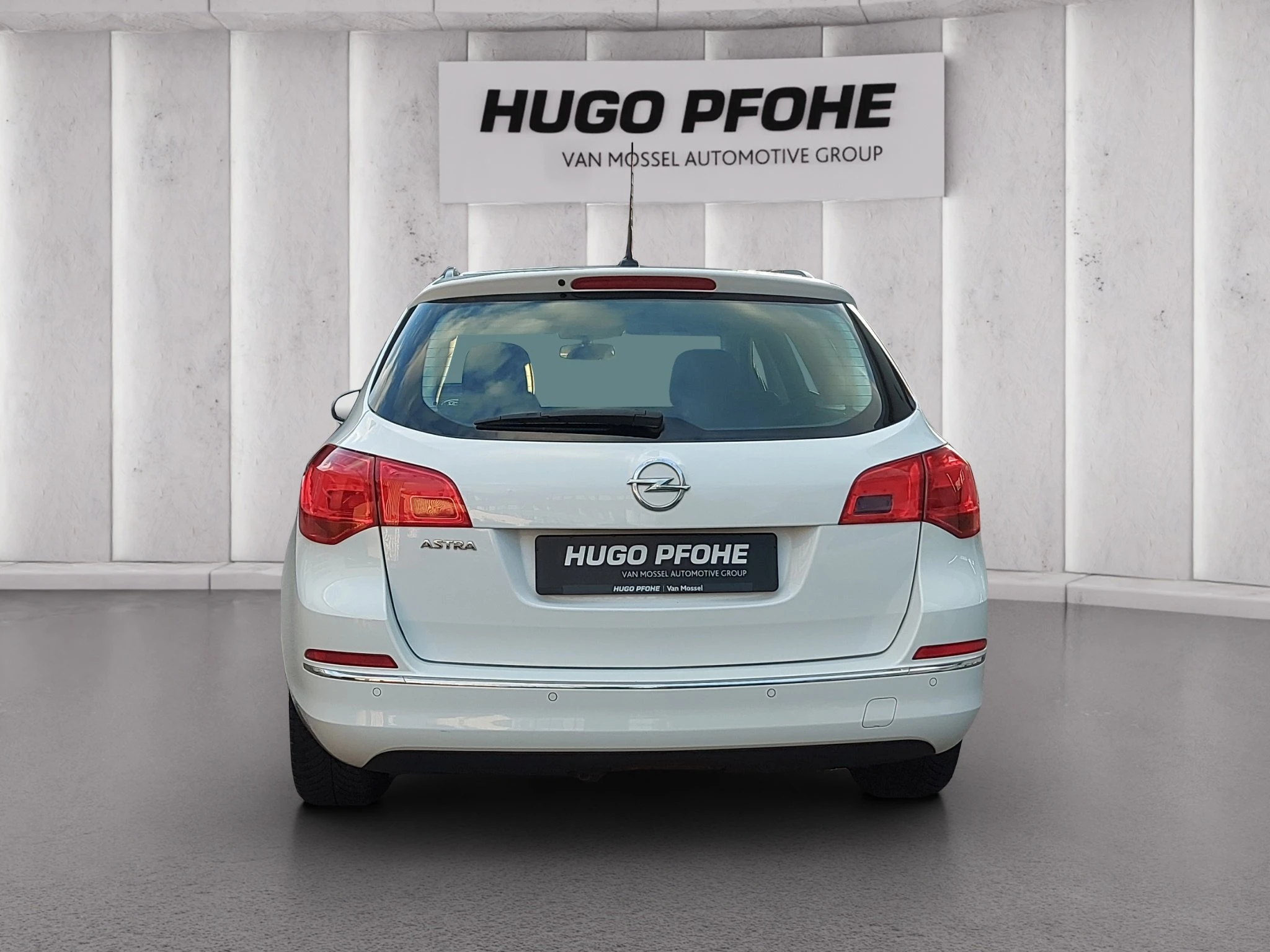Opel-Astra-image-3