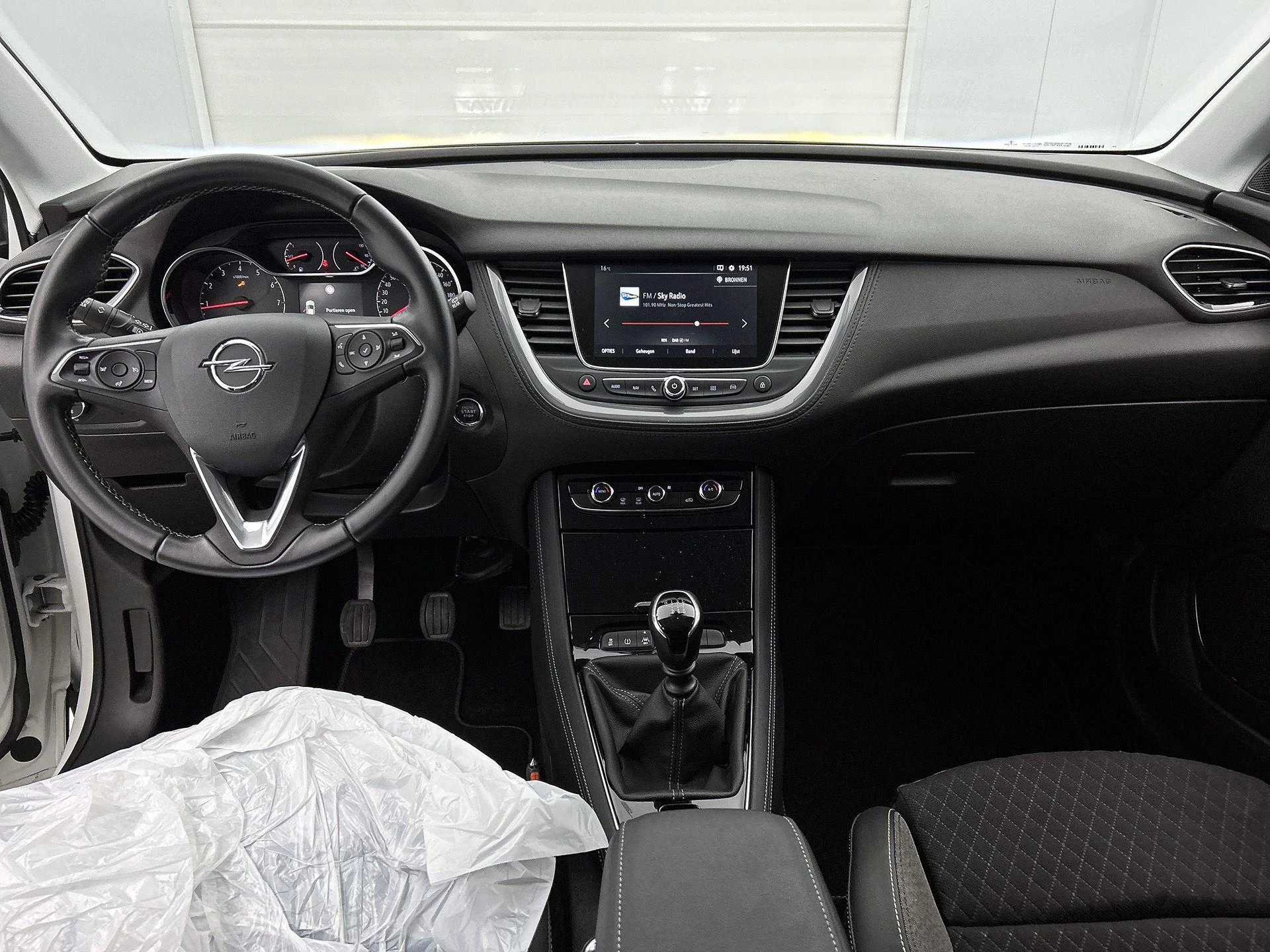 Opel-Grandland X-image-20