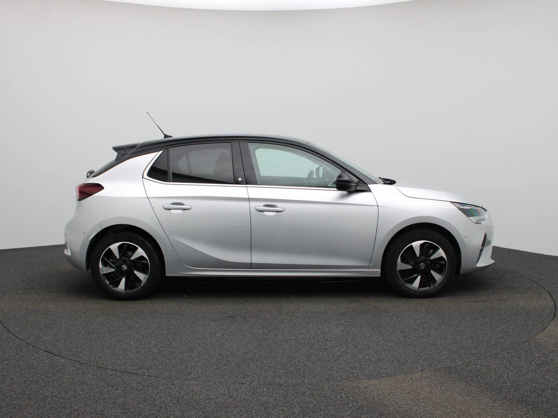 Opel-Corsa-e-image-5