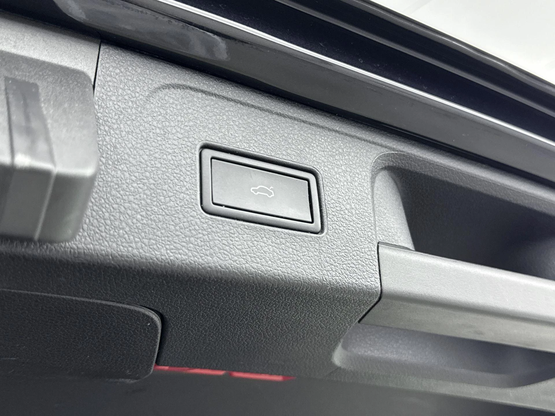 Volkswagen-Passat-image-19