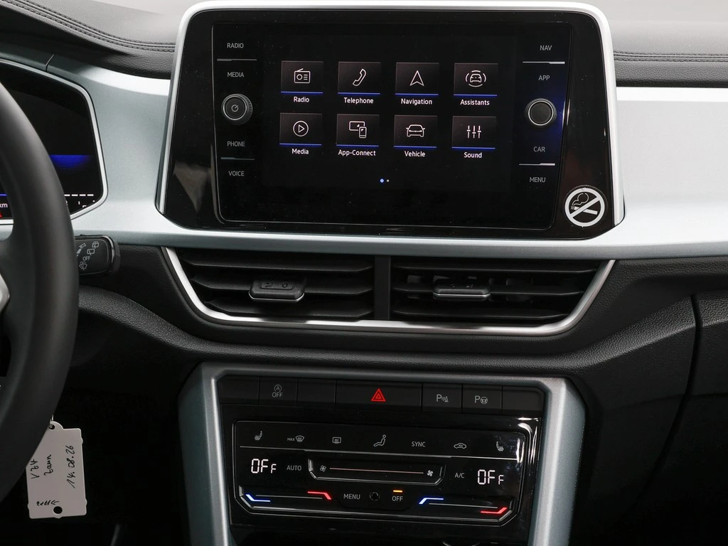 Volkswagen-T-Roc-image-11