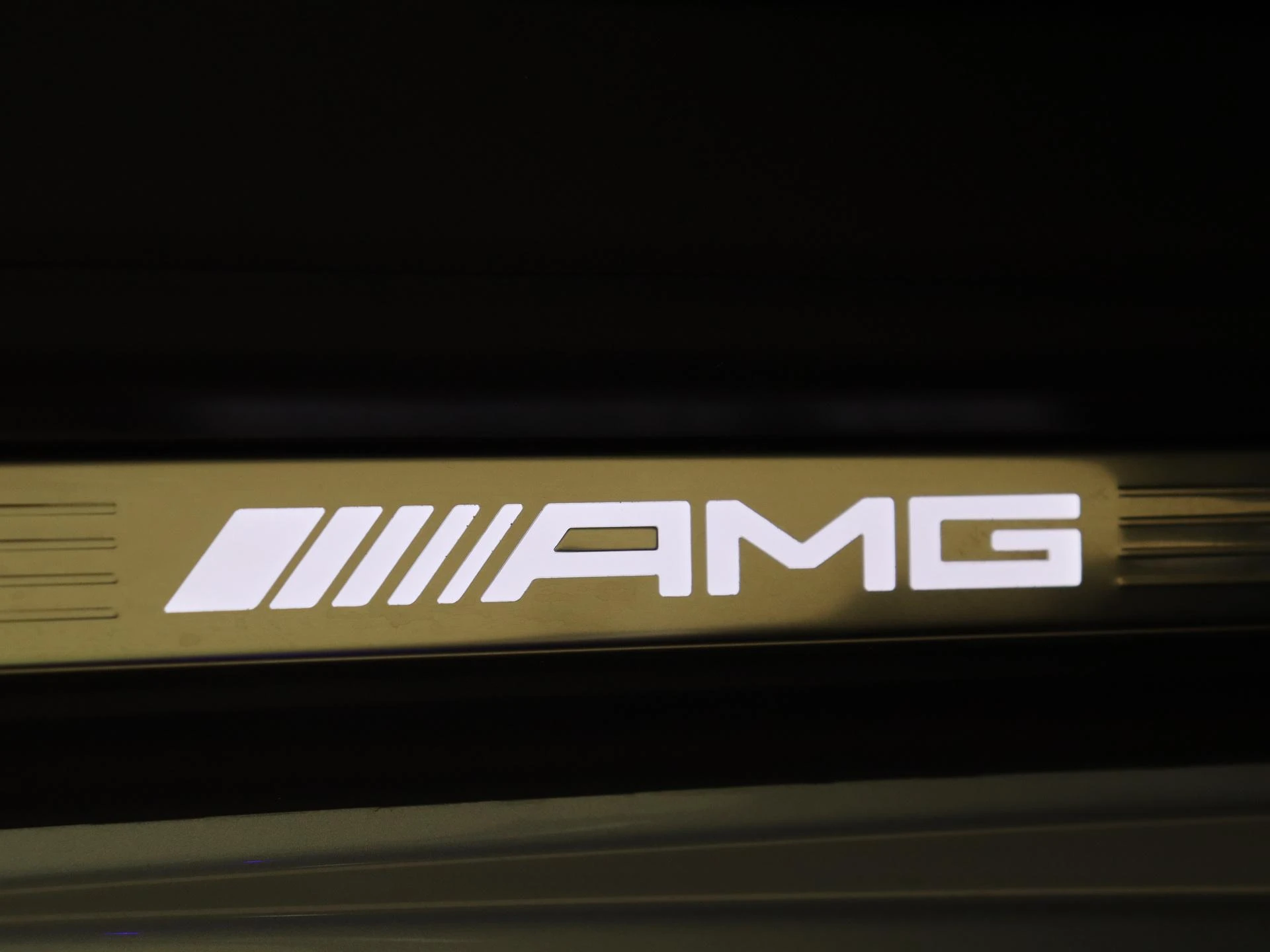 Mercedes-AMG-GT-image-15