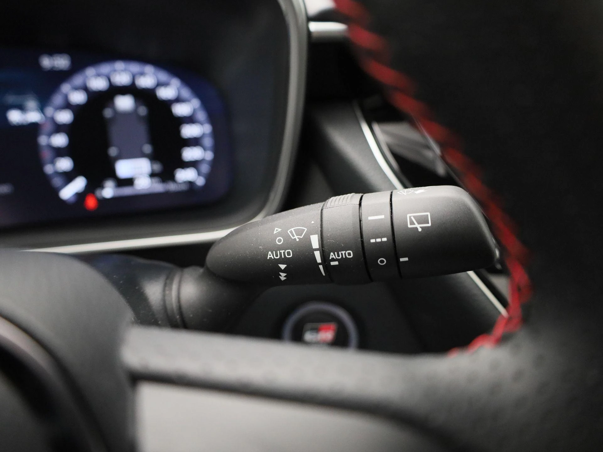 Toyota Corolla Touring Sports - 22