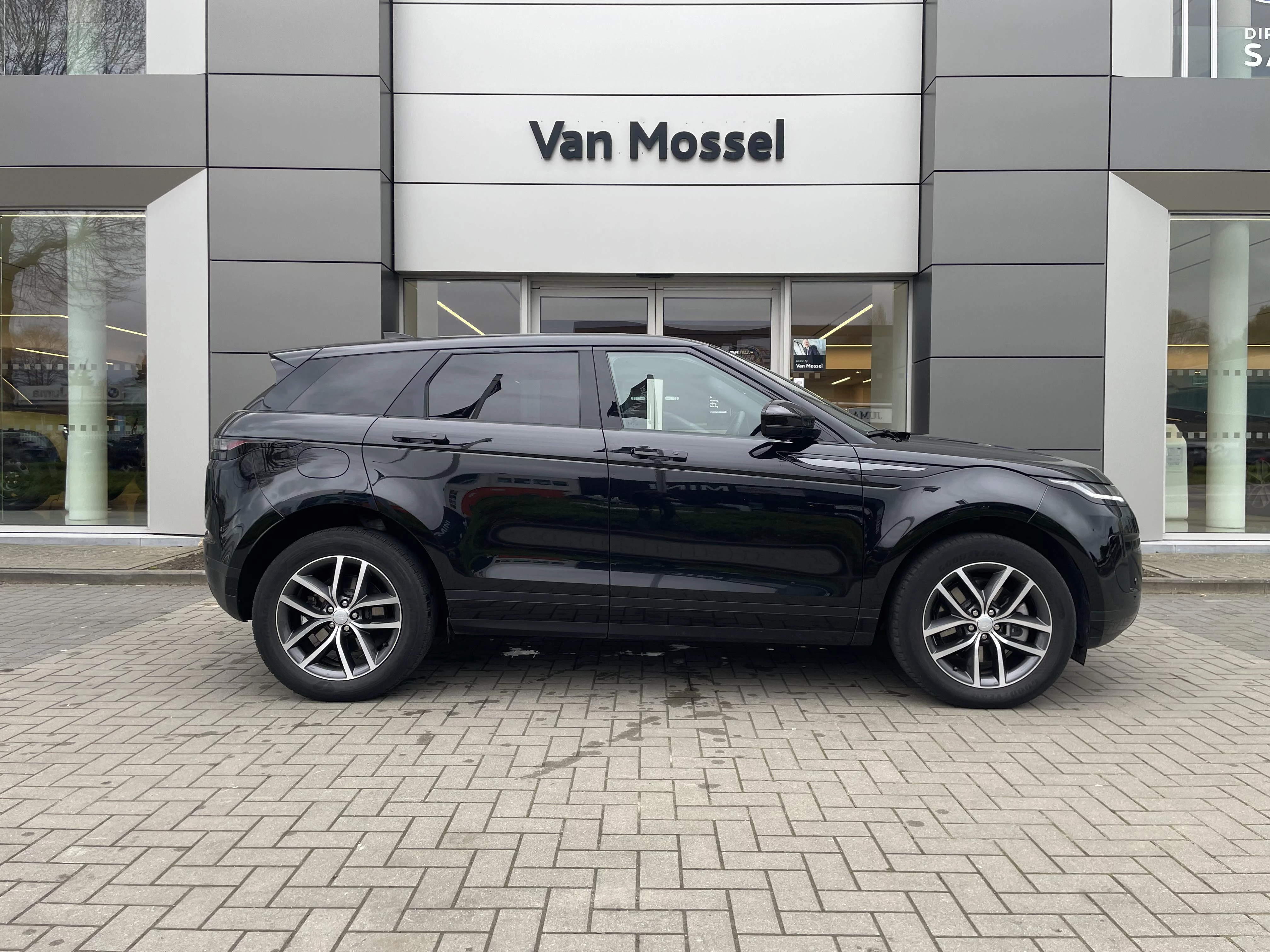 Land Rover Range Rover Evoque P300e S AWD Auto