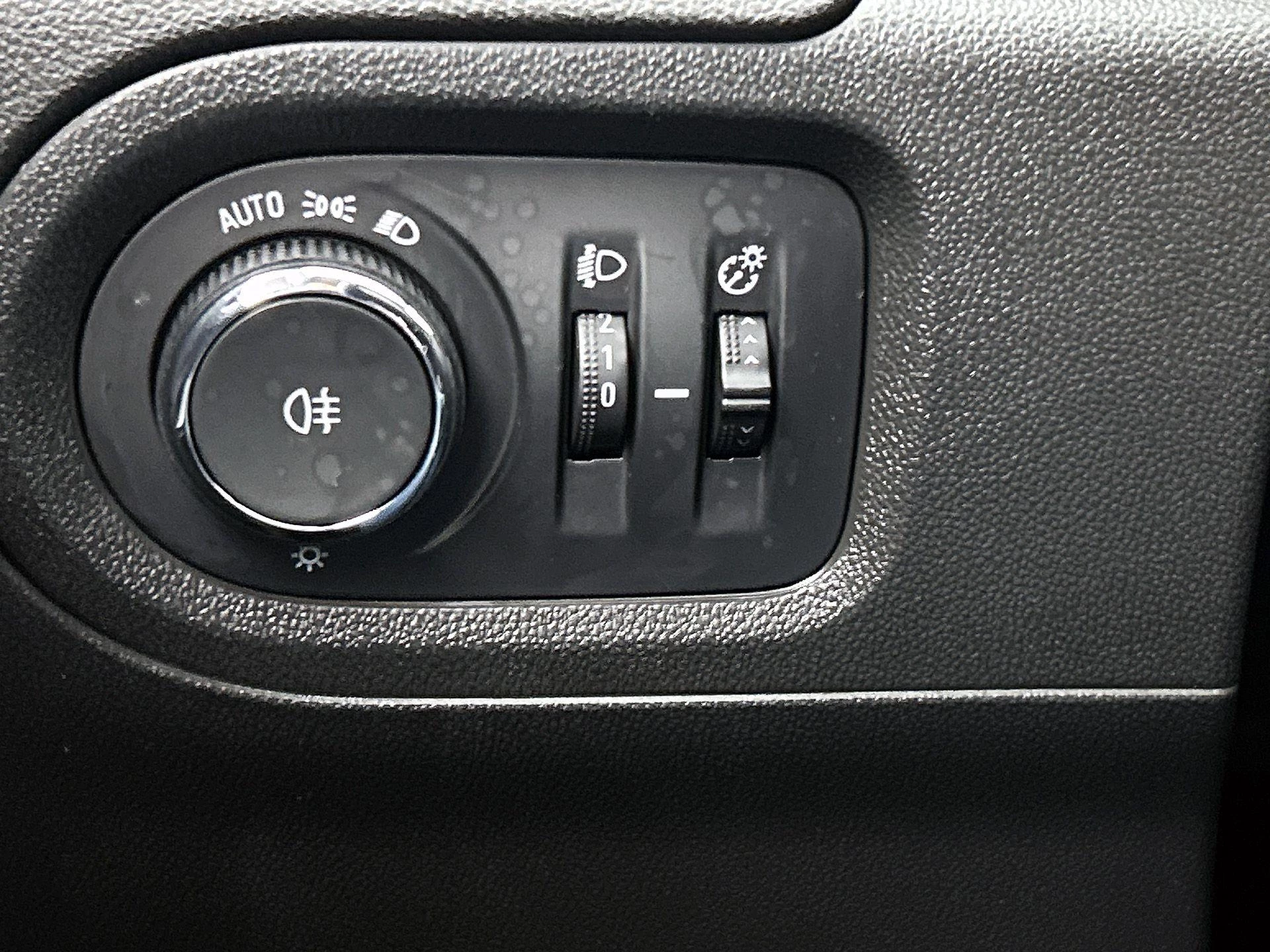 Opel Grandland X 1.6 Turbo Elegance
