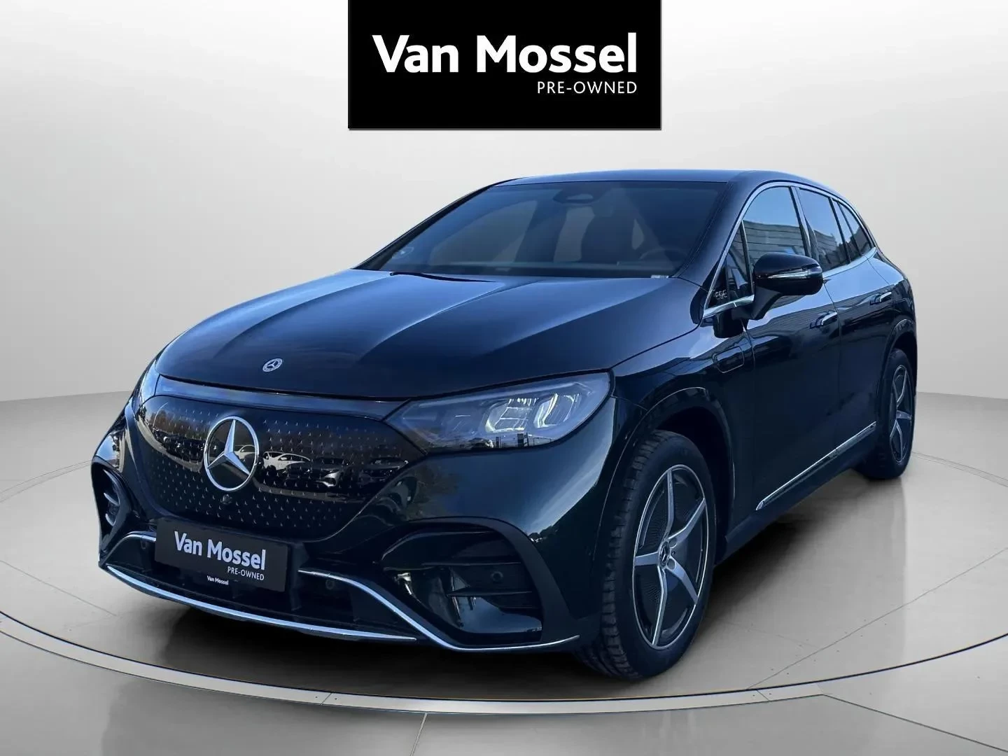 Mercedes-Benz-EQE-image-0