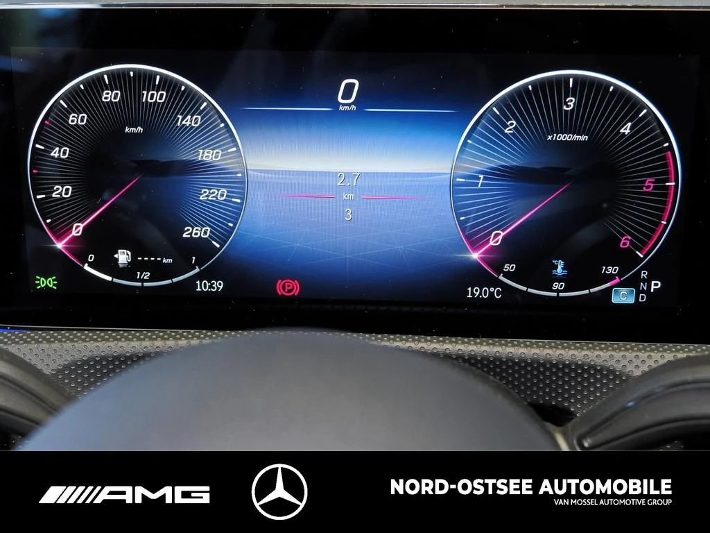 Mercedes-Benz A-Klasse 200 d AMG NIGHT PANO MULTIBEAM 360° WINTER-PAK AMG Line
