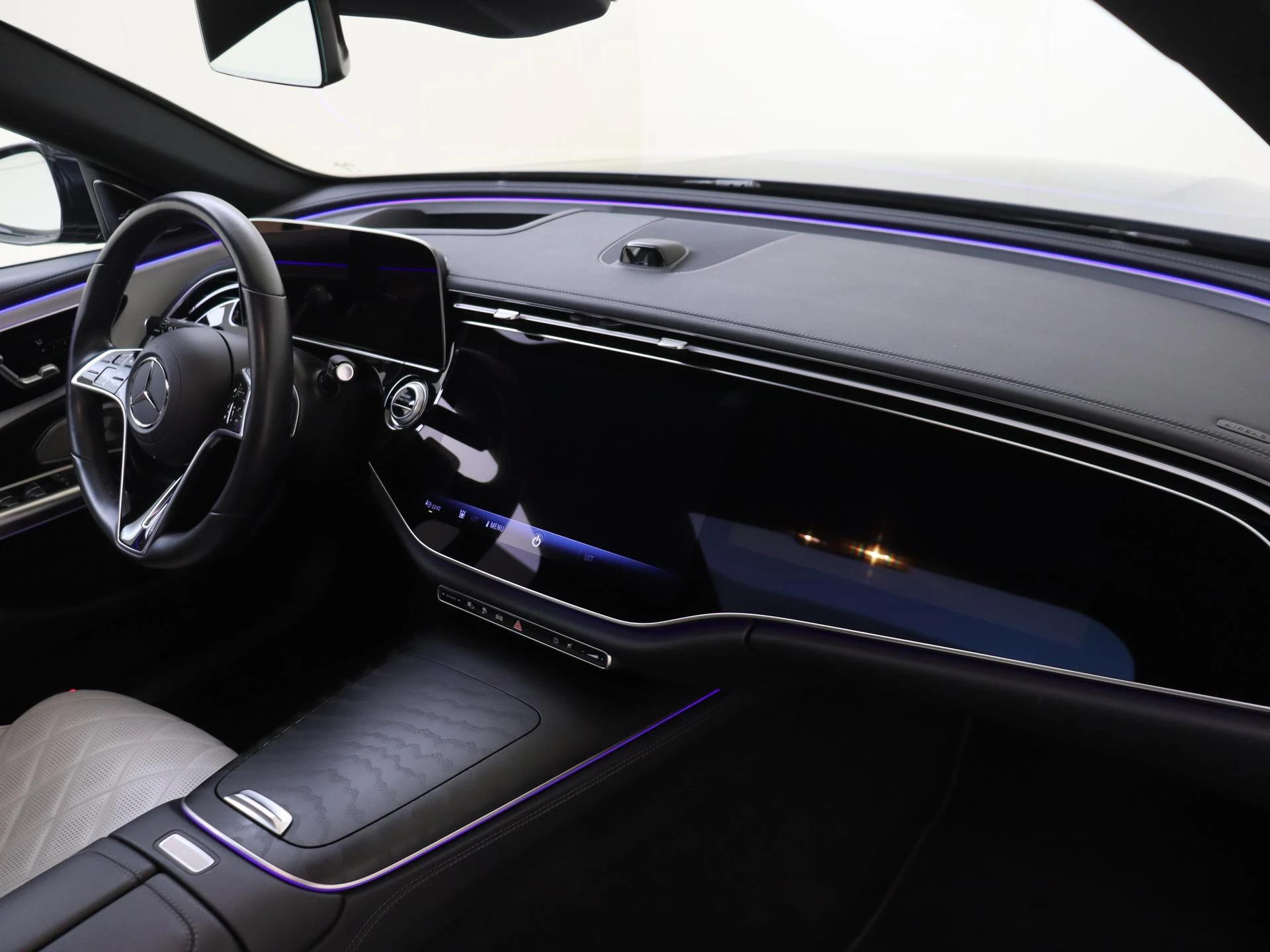 Mercedes-Benz-E-Klasse-image-4
