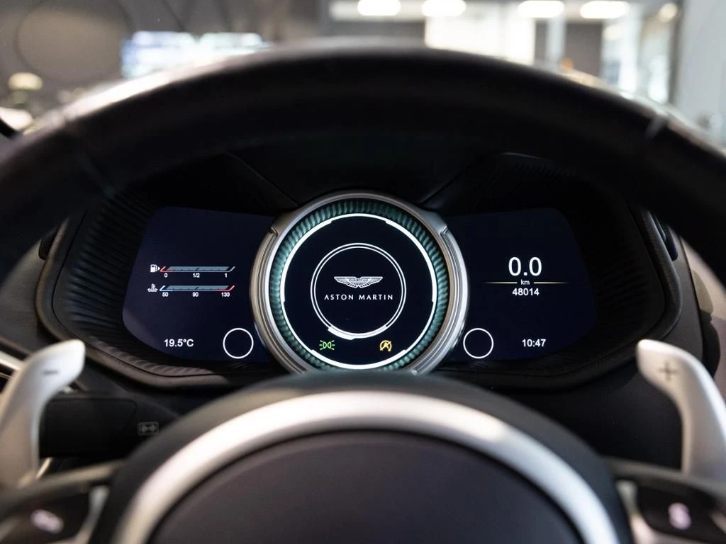 Aston Martin-DB11-image-6