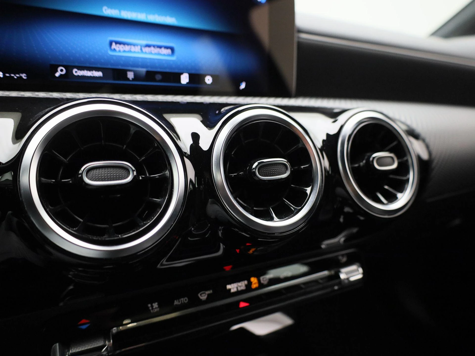 Mercedes-Benz-A-Klasse-image-39