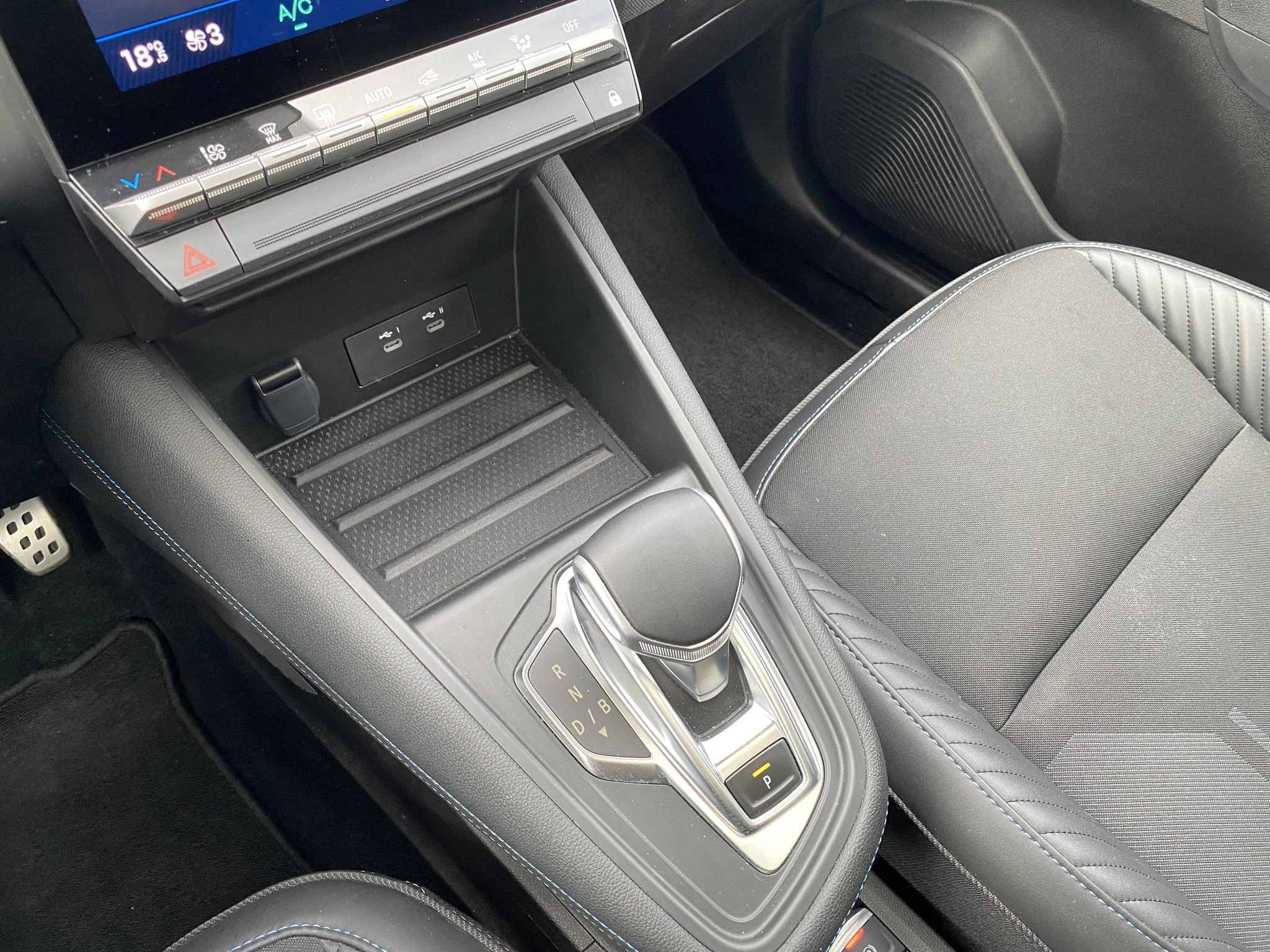 Renault-Symbioz-image-9