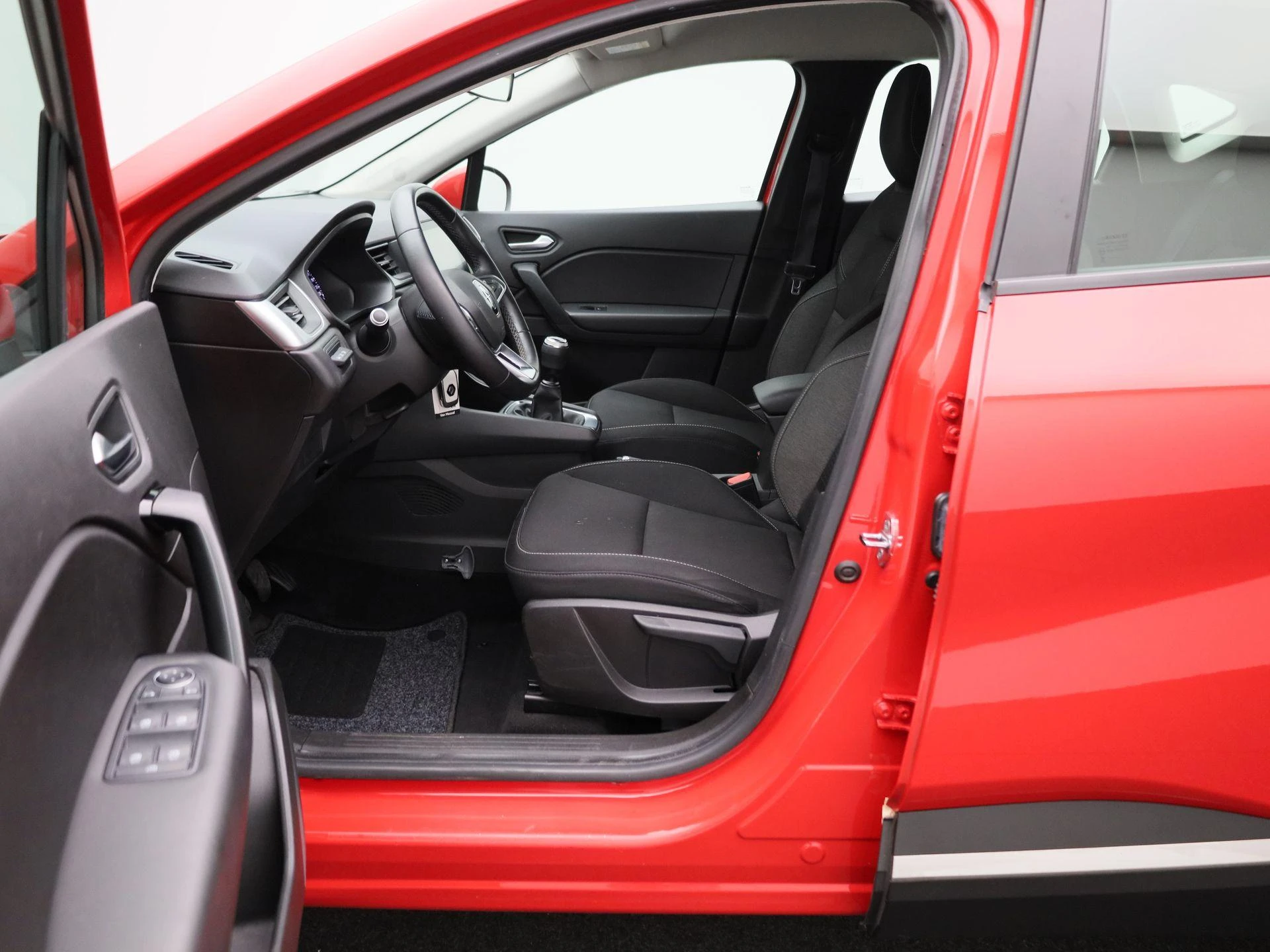 Renault-Captur-image-8
