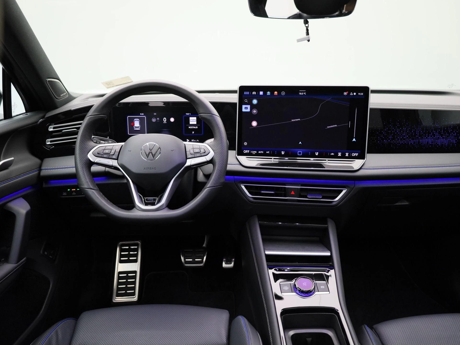 Volkswagen-Tiguan-image-6