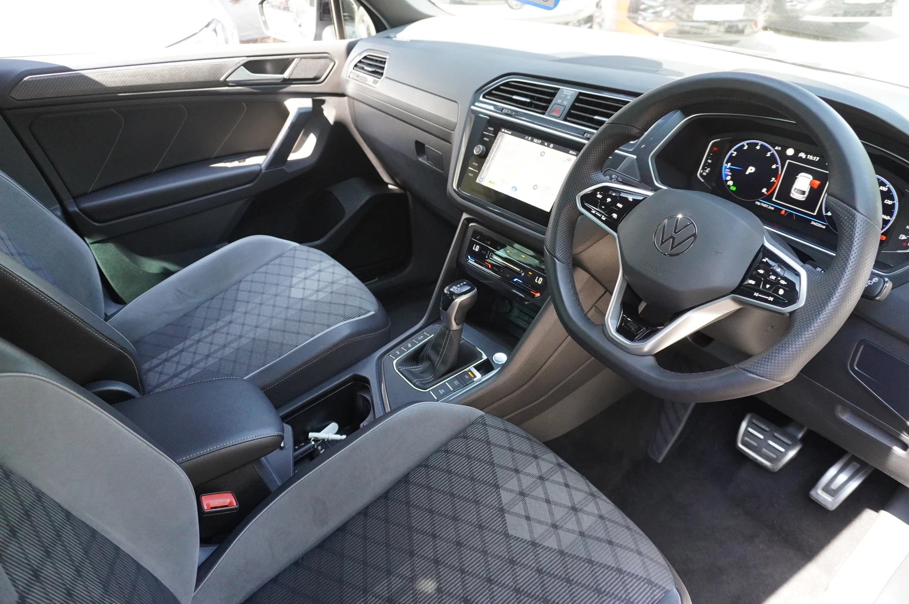 Volkswagen-Tiguan-image-5