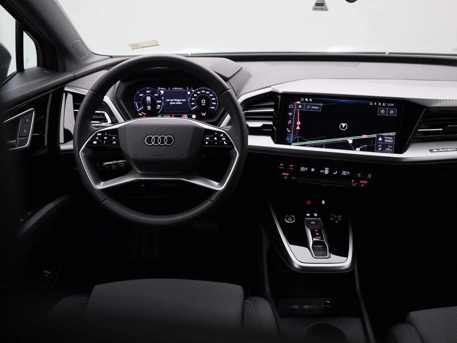 Audi-Q4 e-tron-image-6