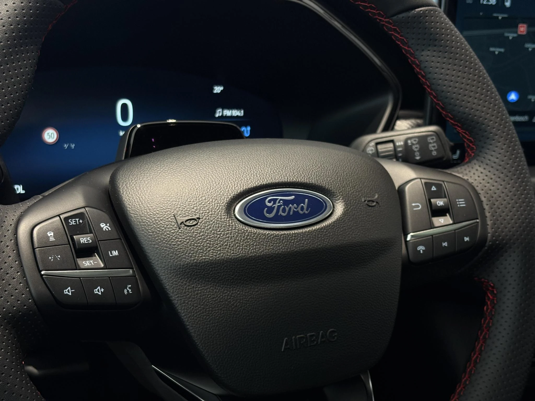 Ford-Kuga-image-18