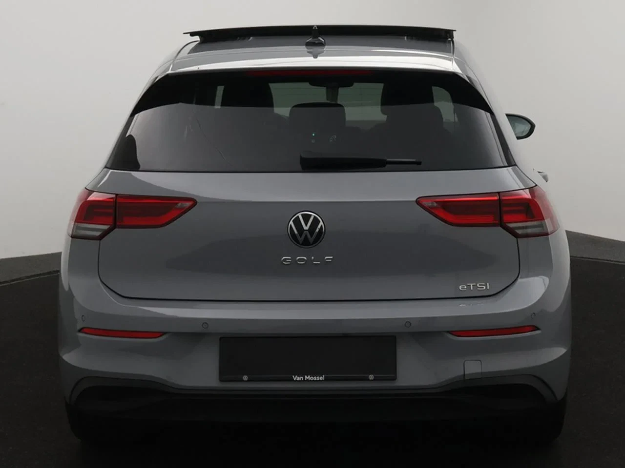 Volkswagen Golf VIII Golf 1.0eTSI 110PK *AUTOMAAT*ALCANTARA*LEDER*PANODAK*CAMERA*ACC*PDC*NAVI*APP-CONNECT*...*