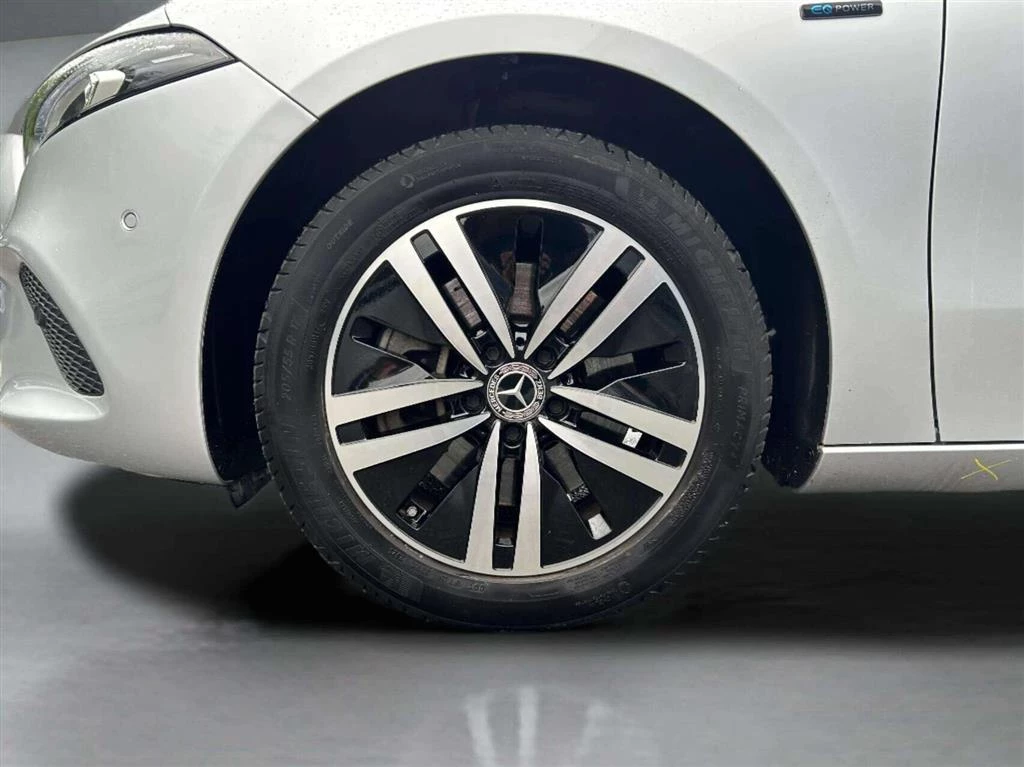 Mercedes-Benz A-Klasse A250 e 1,3 Plugin-hybrid Progressive 8G-DCT 218HK 8g Aut.