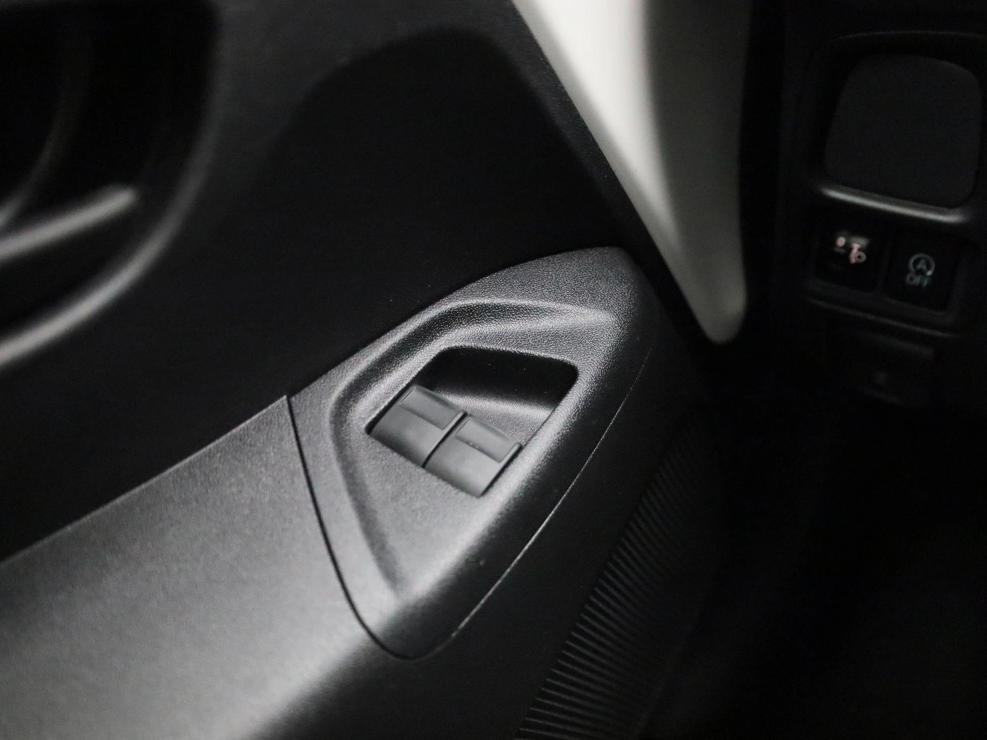 Peugeot-108-image-19