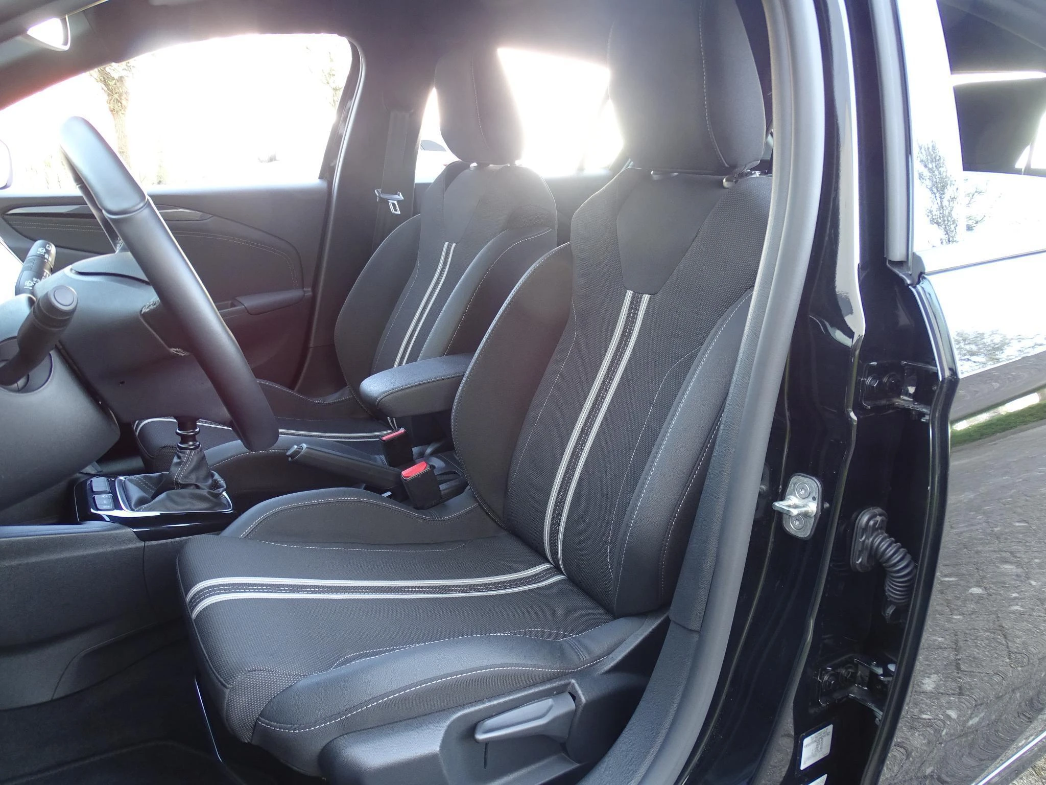 Opel-Corsa-image-12