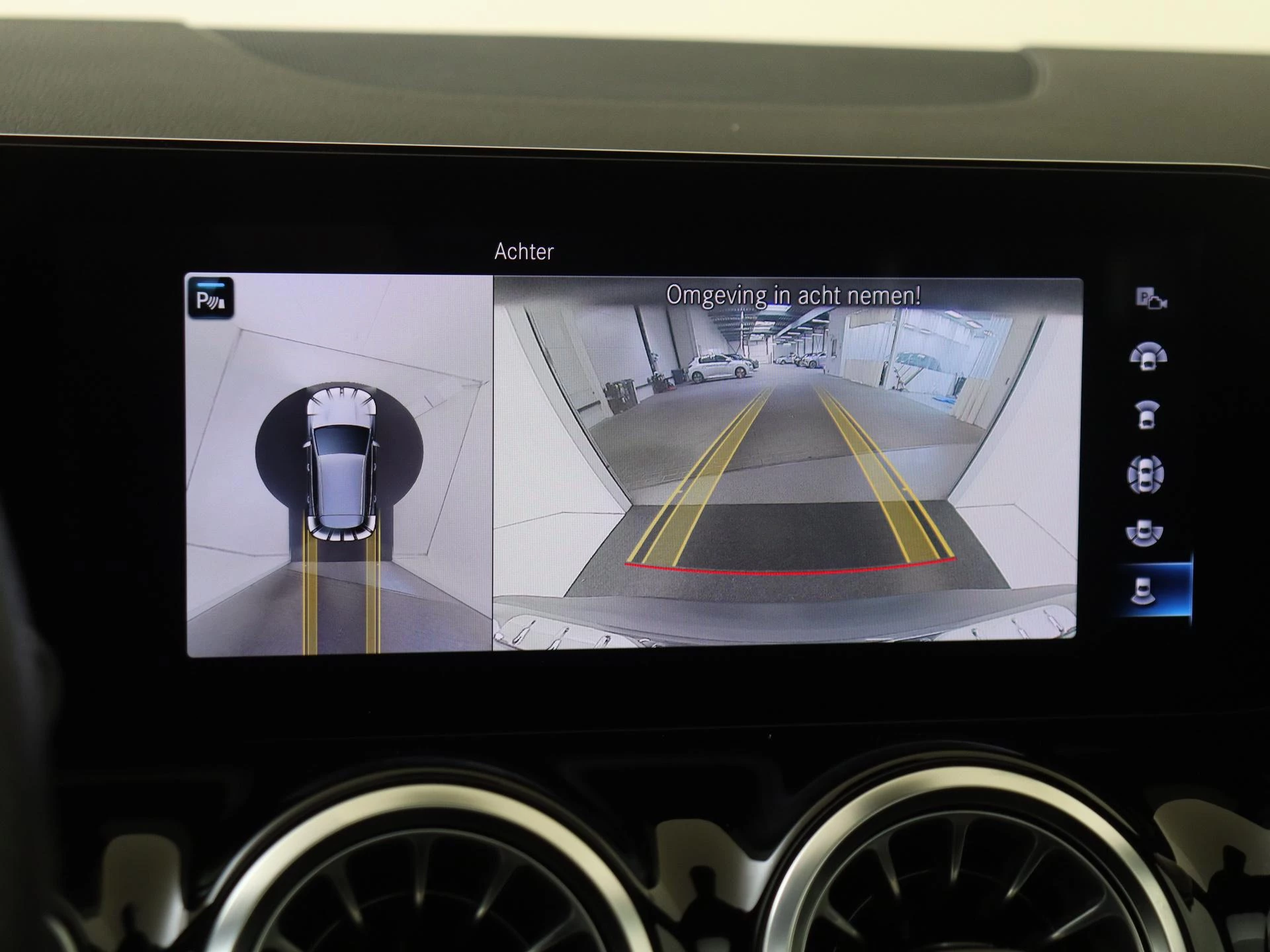 Mercedes-Benz-EQA-image-19