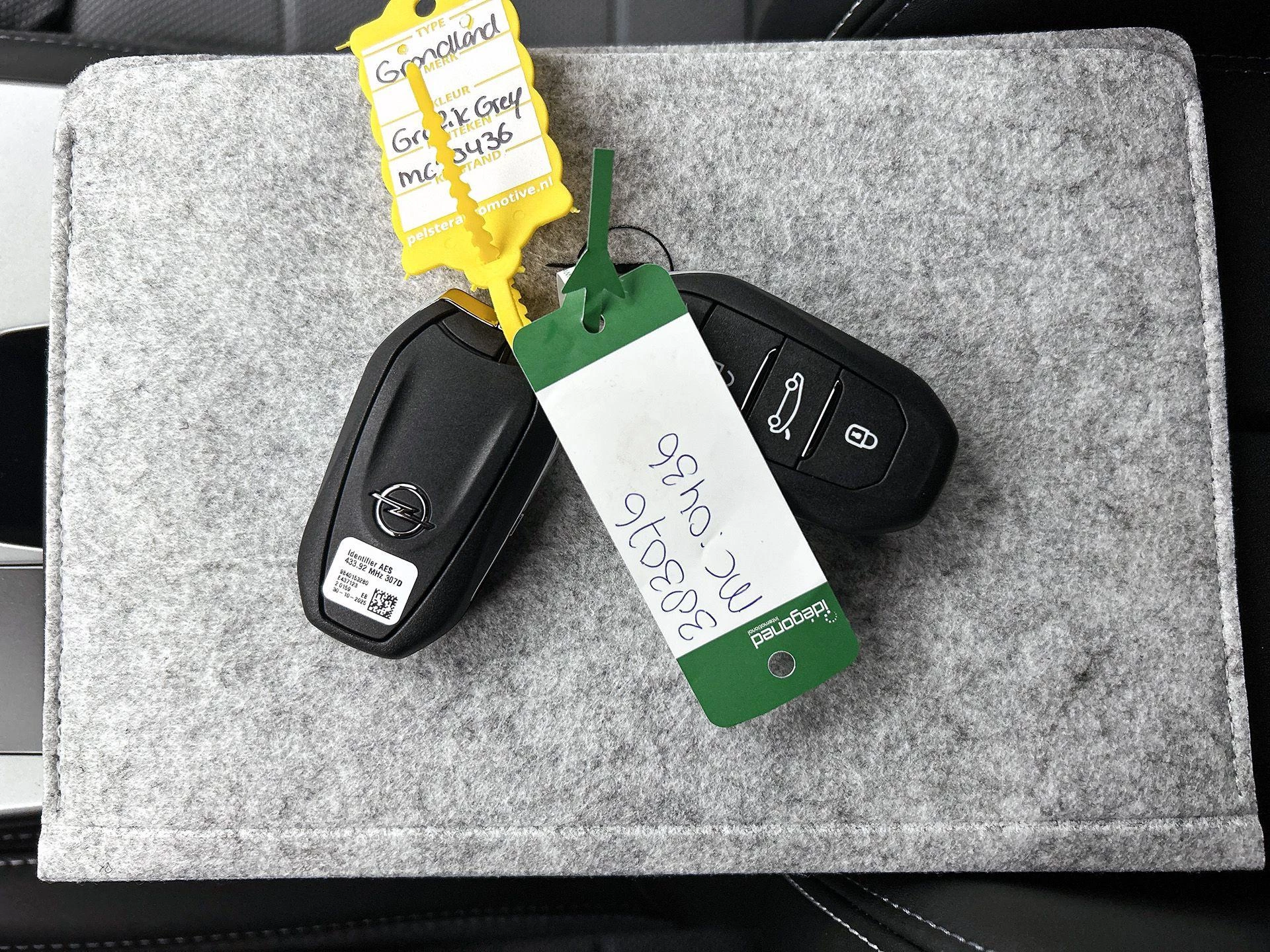 Opel Grandland 1.6 Turbo Plug-in-Hybrid Business Edition