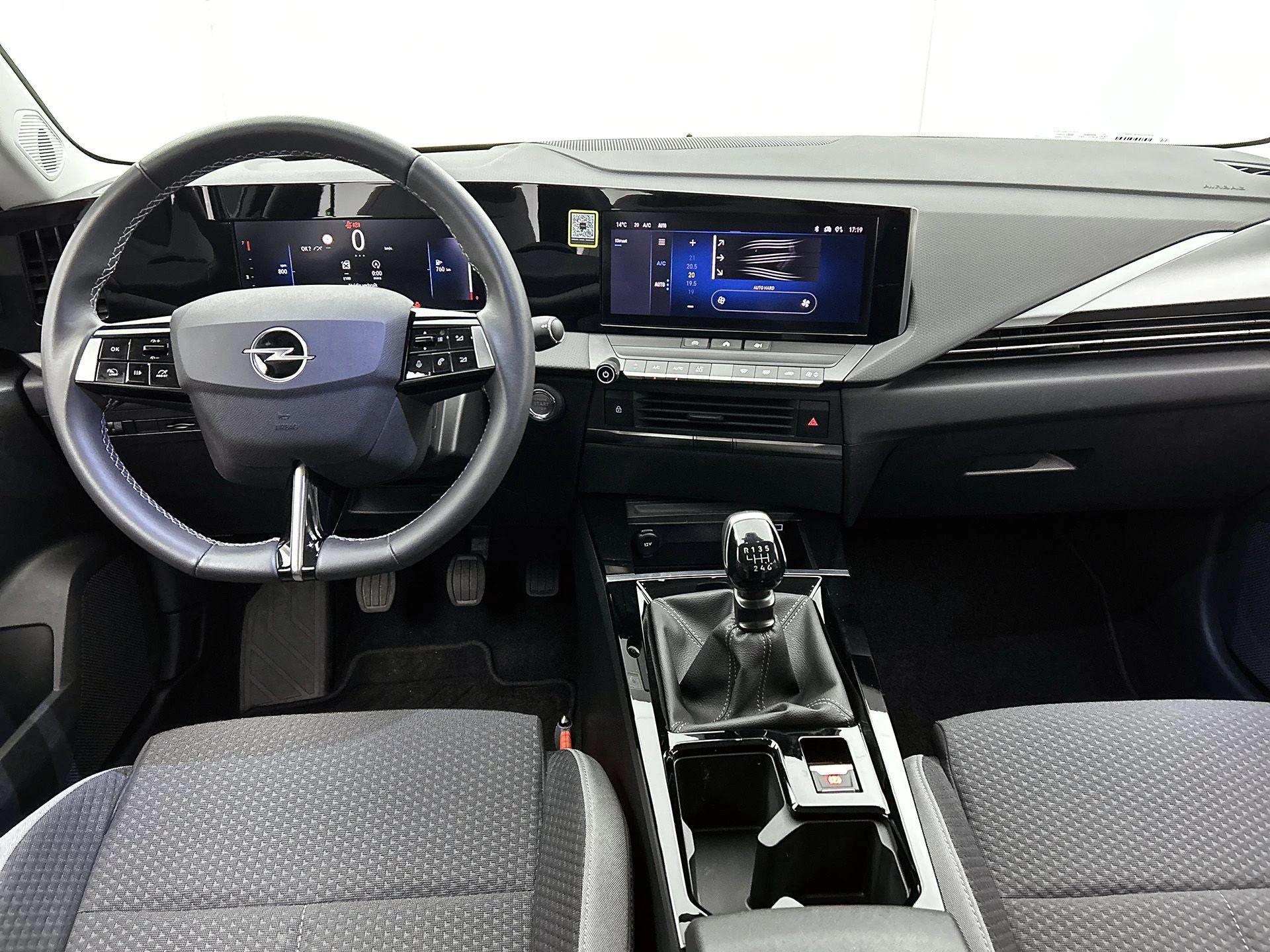 Opel-Astra-image-21