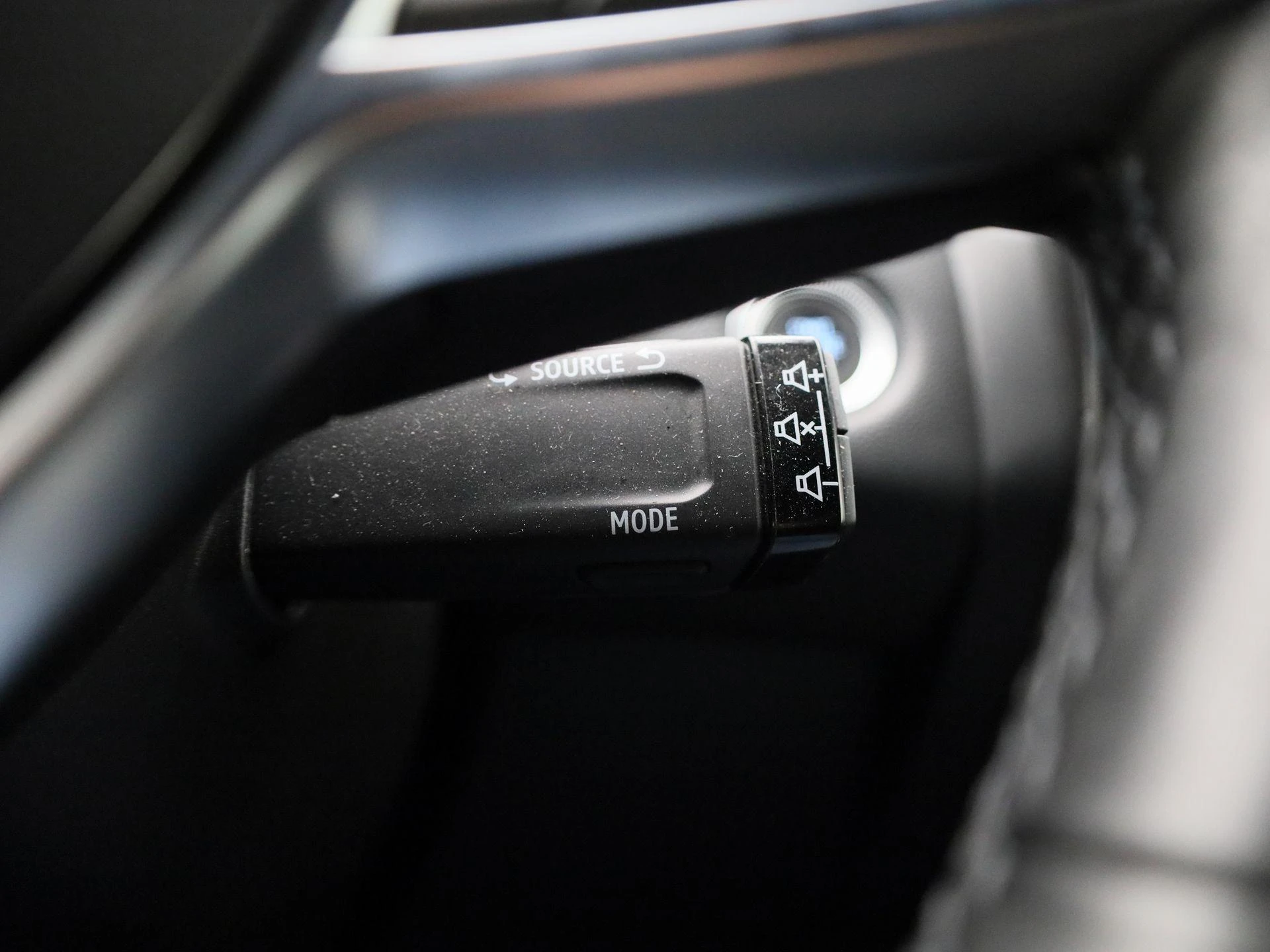 Renault-Captur-image-18
