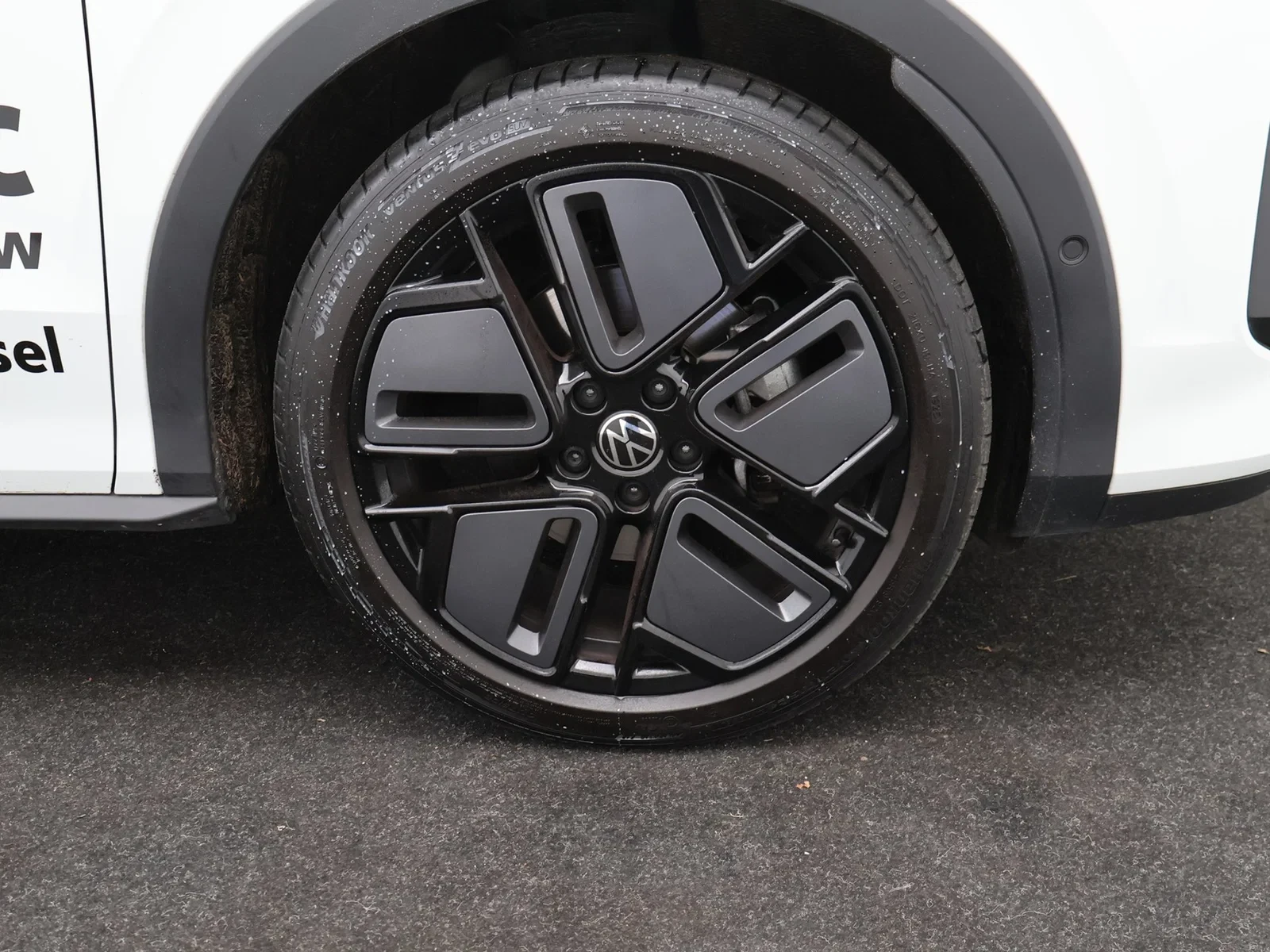 Volkswagen-T-Roc-image-7