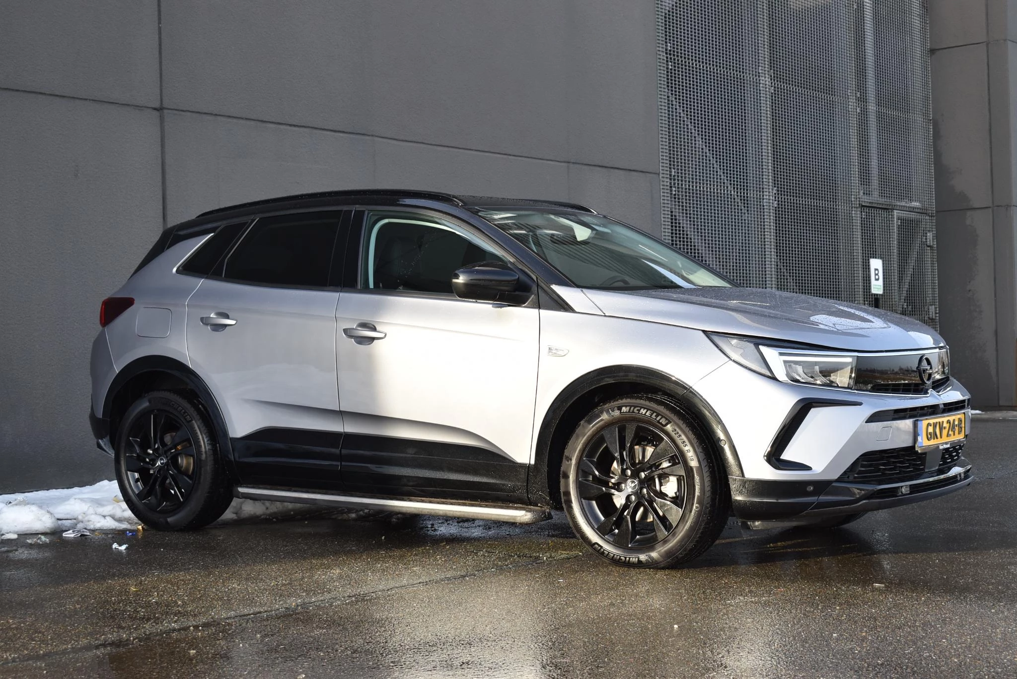 Opel-Grandland-image-2