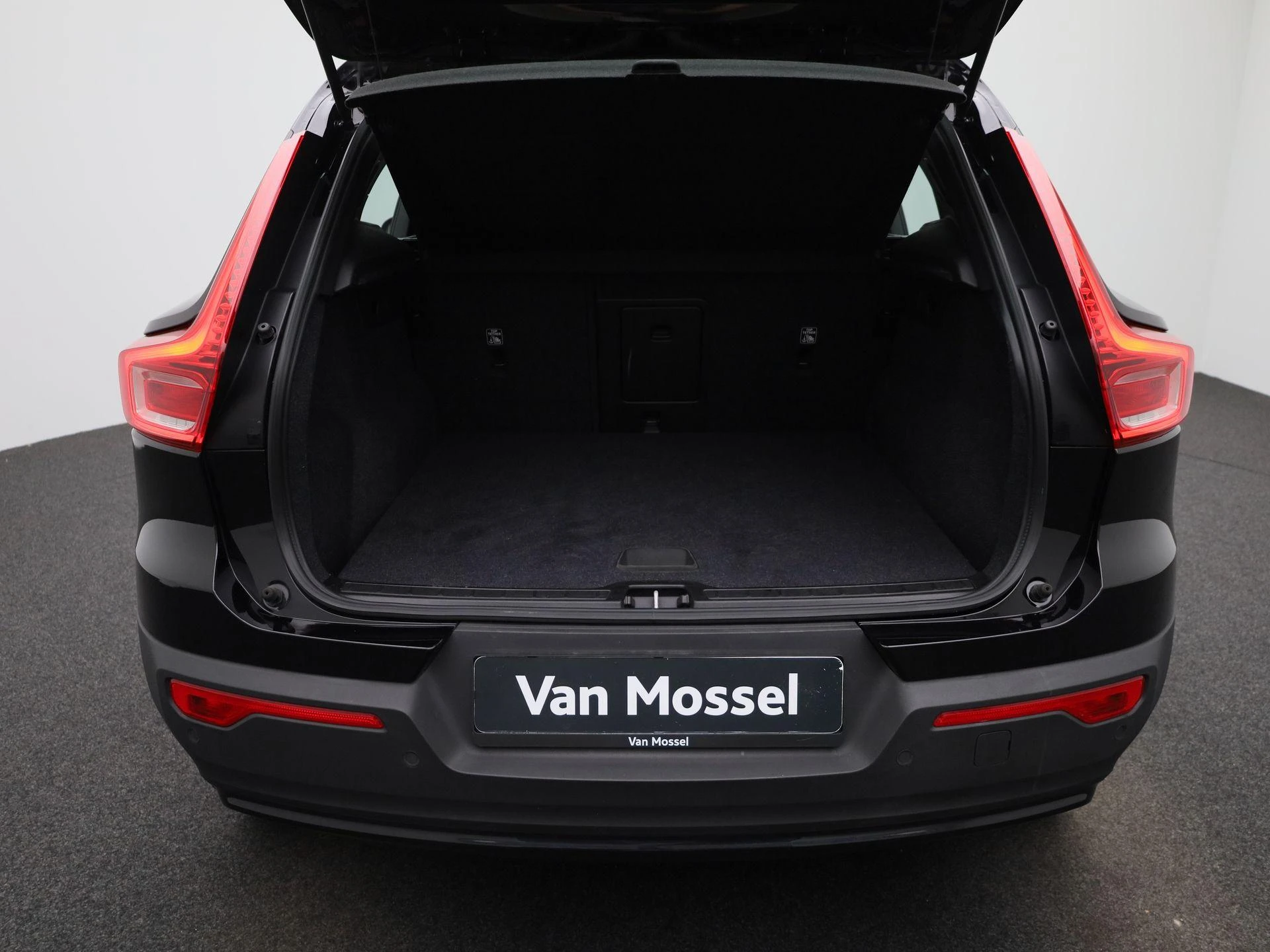 Volvo-XC40-image-11