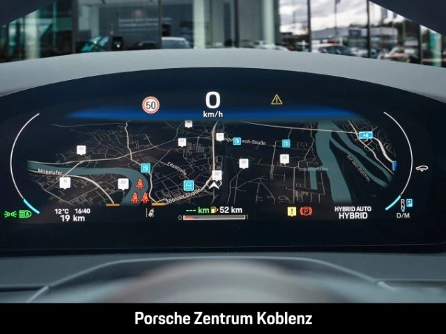 Porsche Panamera 4 E-Hybrid -