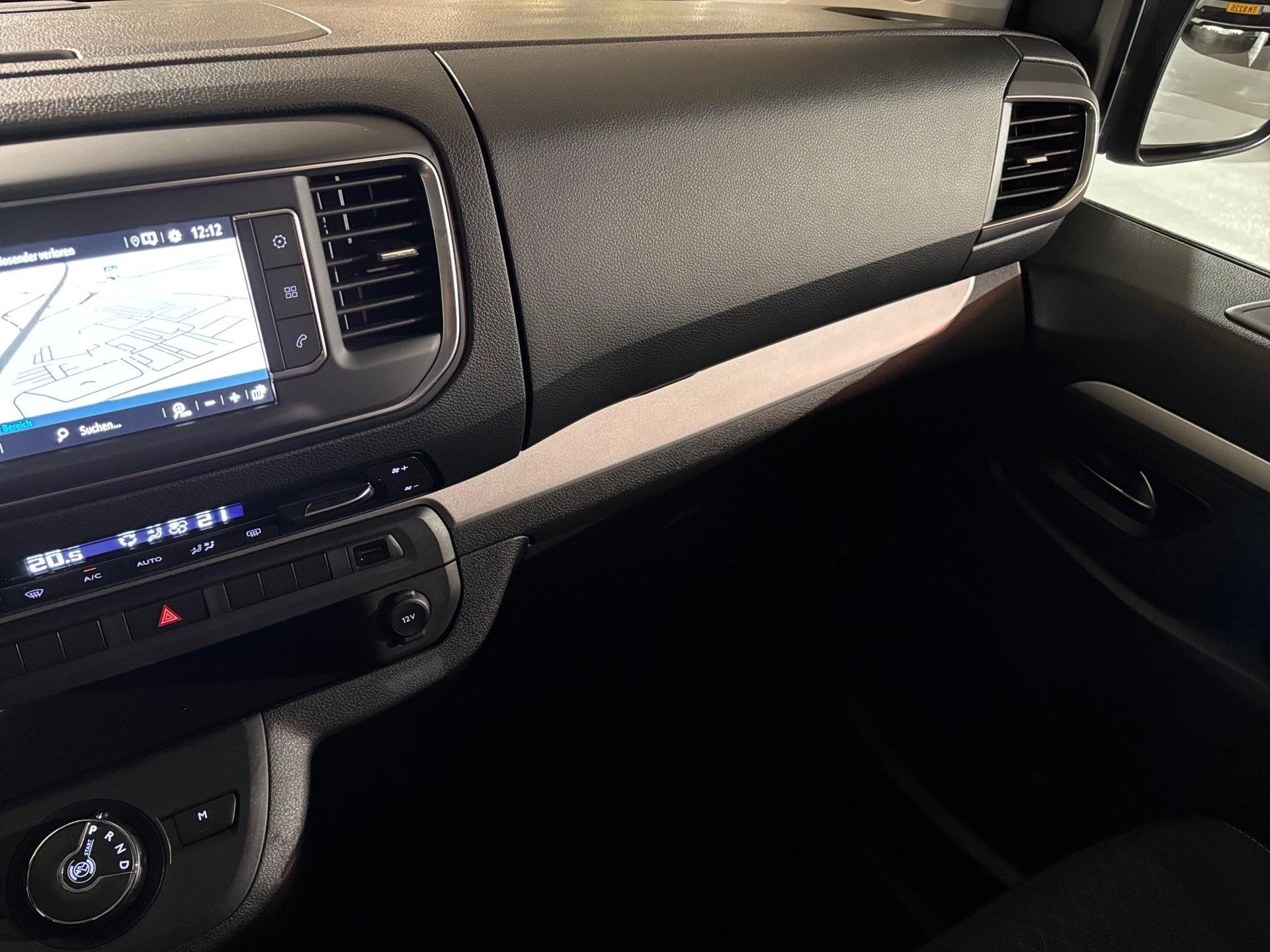 Opel-Zafira-image-18