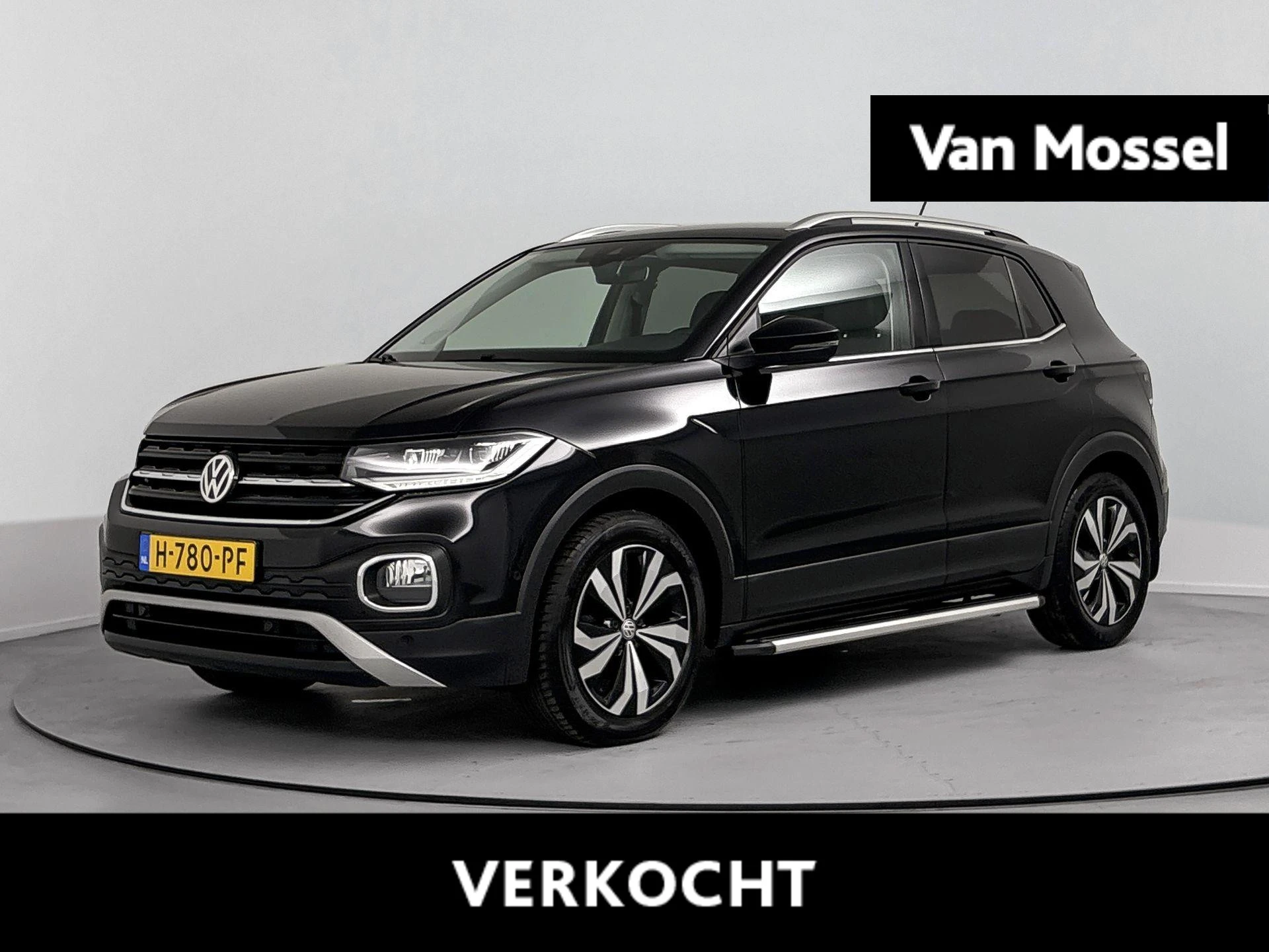 Volkswagen-T-Cross-image-0