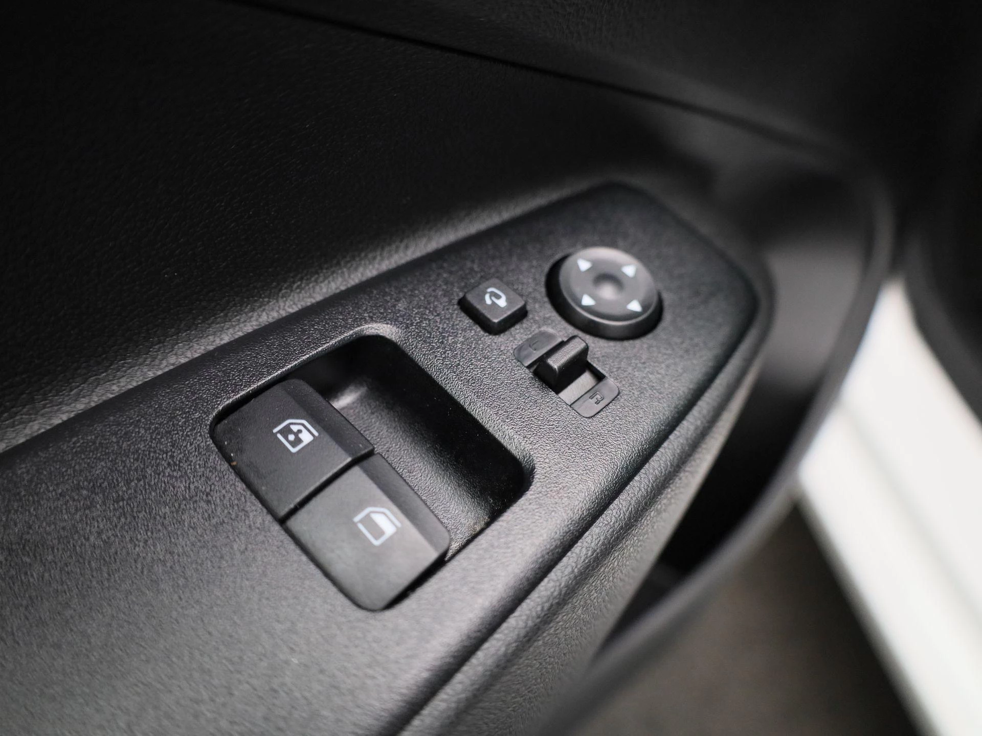 Hyundai-i10-image-24