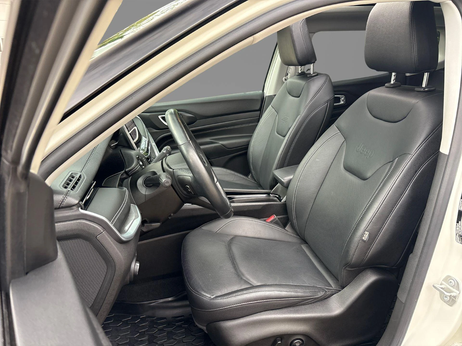 Jeep-Compass-image-2