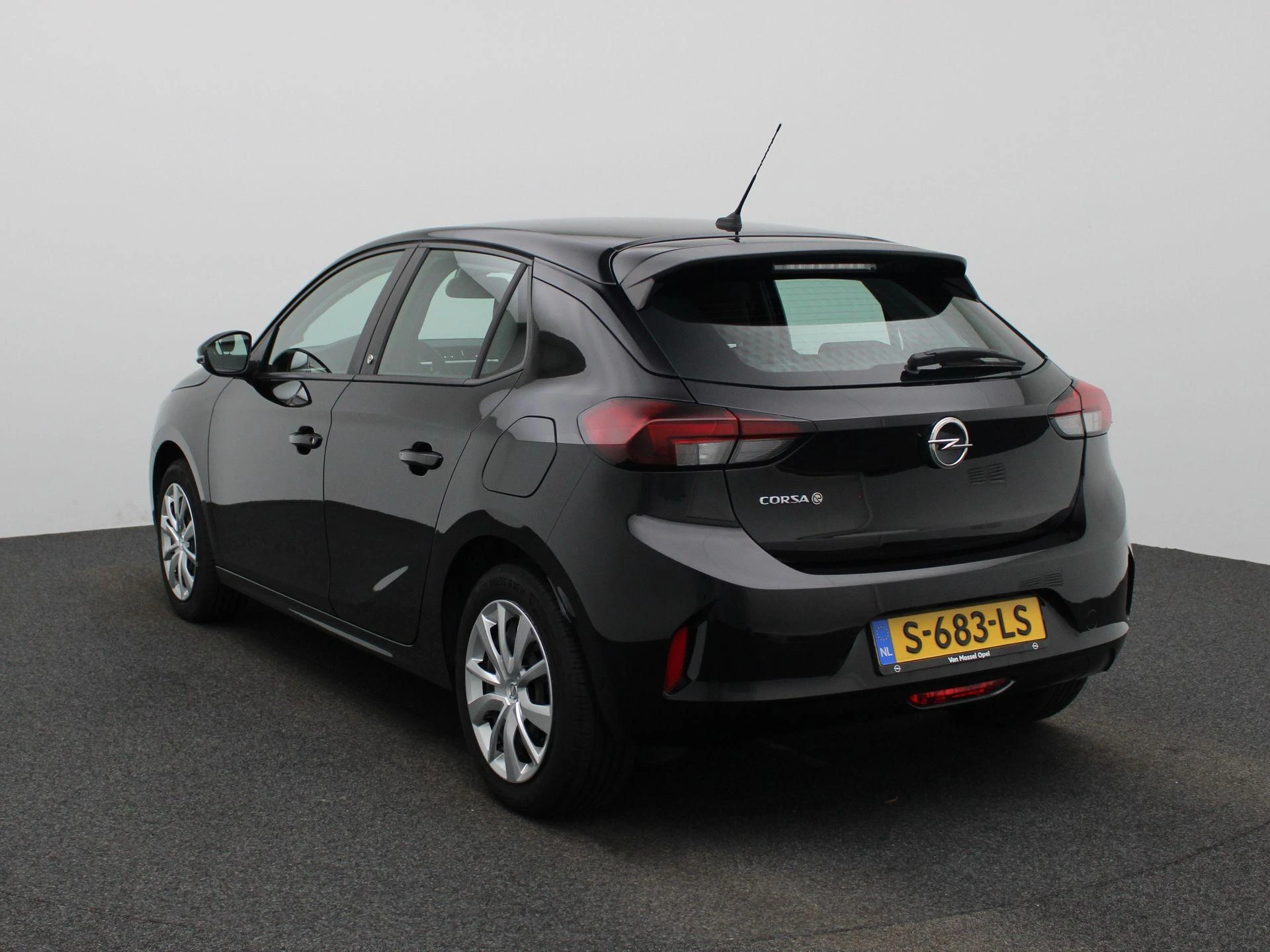 Opel-Corsa-e-image-1