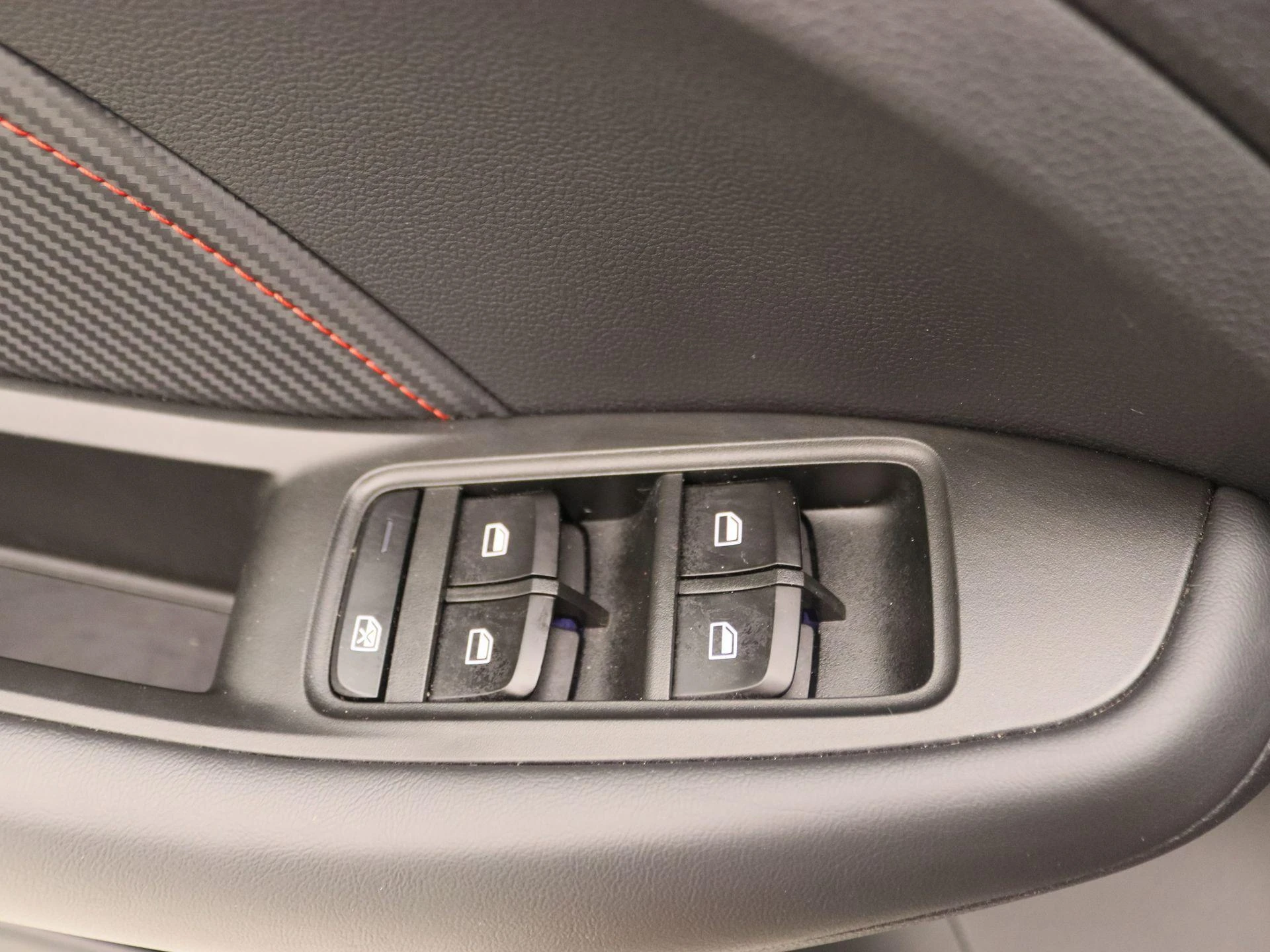 MG-ZS EV-image-20