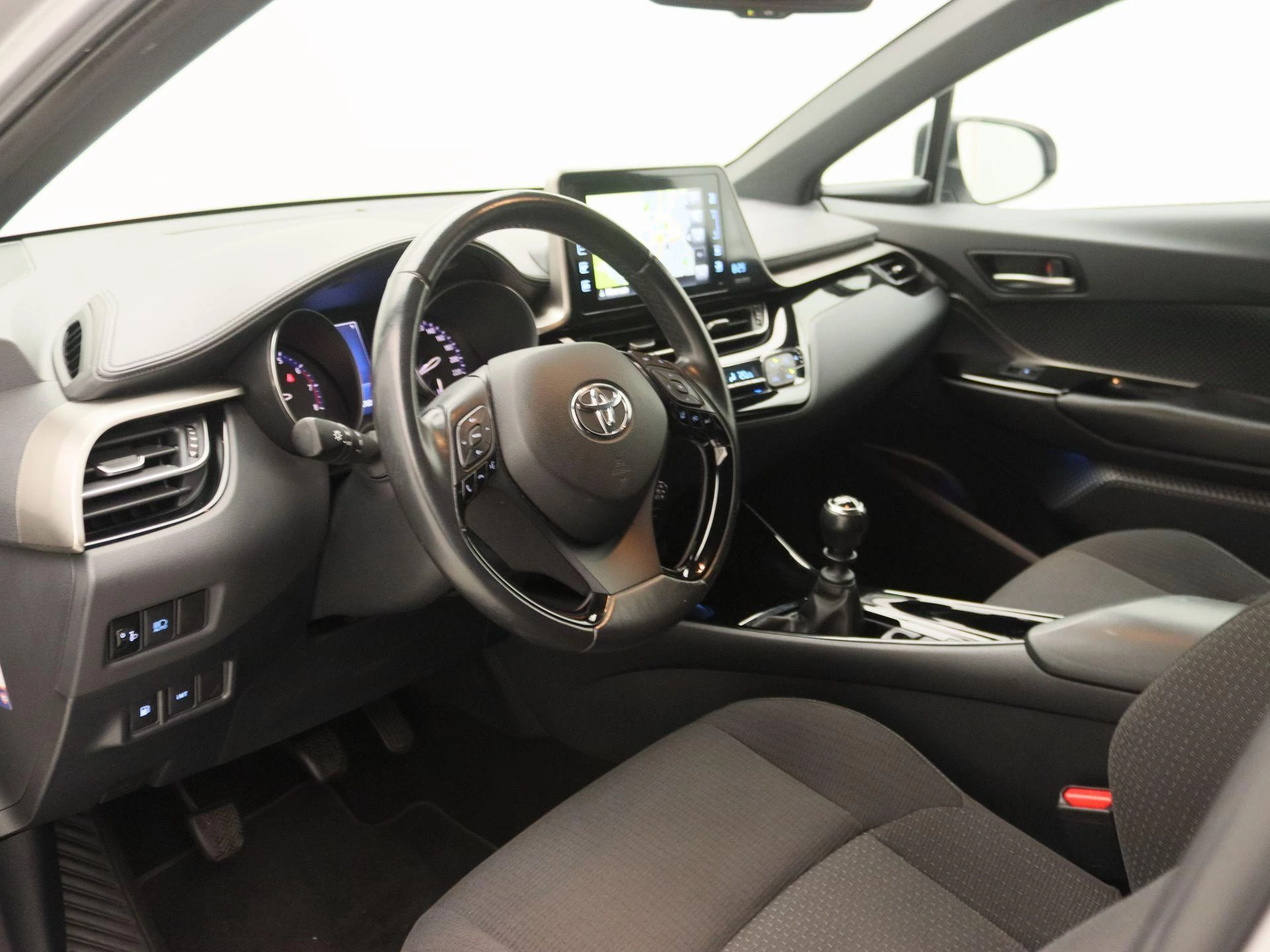 Toyota C-HR 1.2 Dynamic