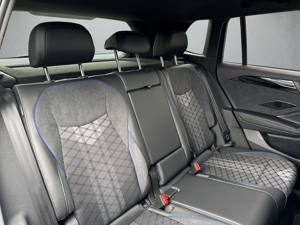Volkswagen-Tiguan-image-11